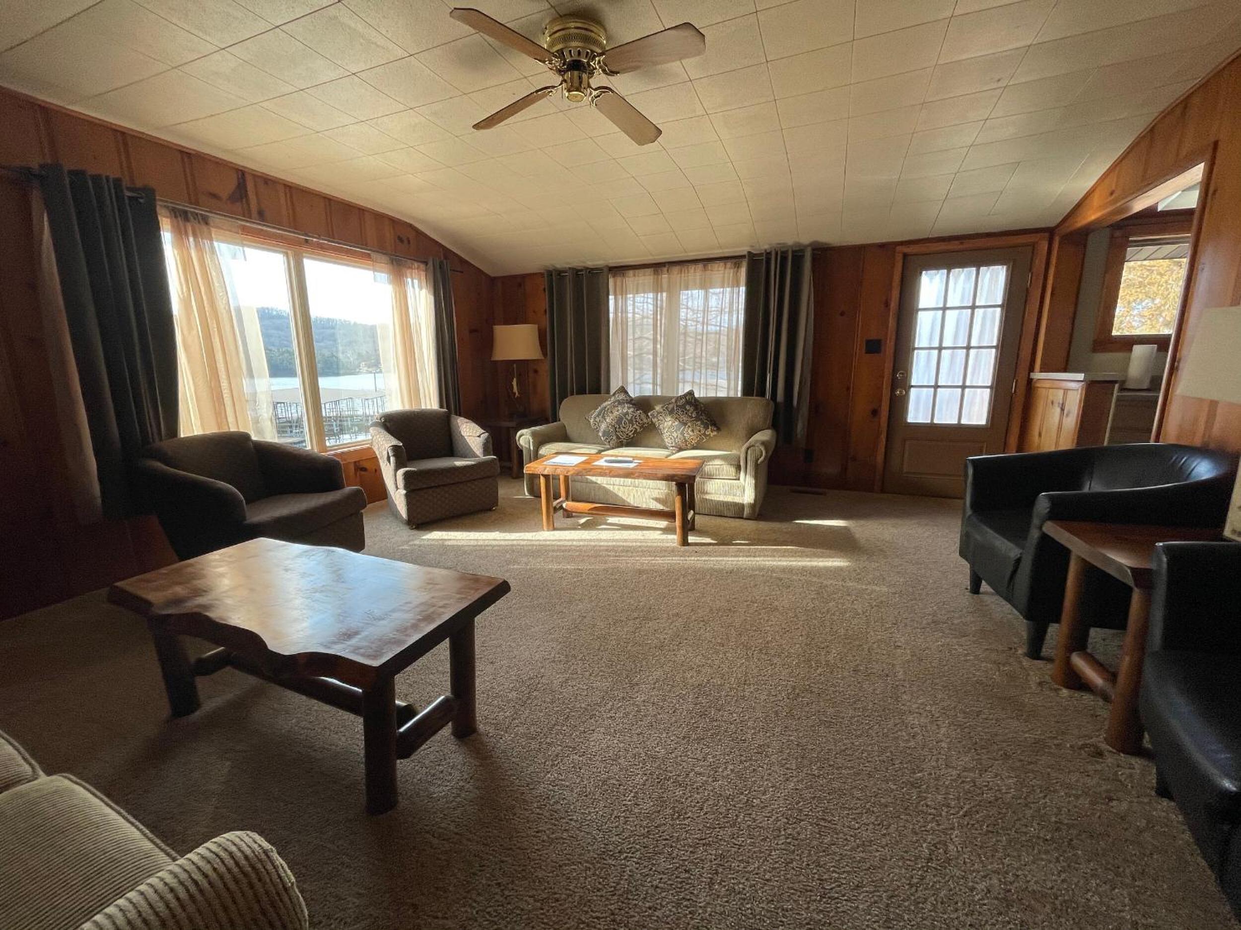 Three-Bedroom Lodge photo 1