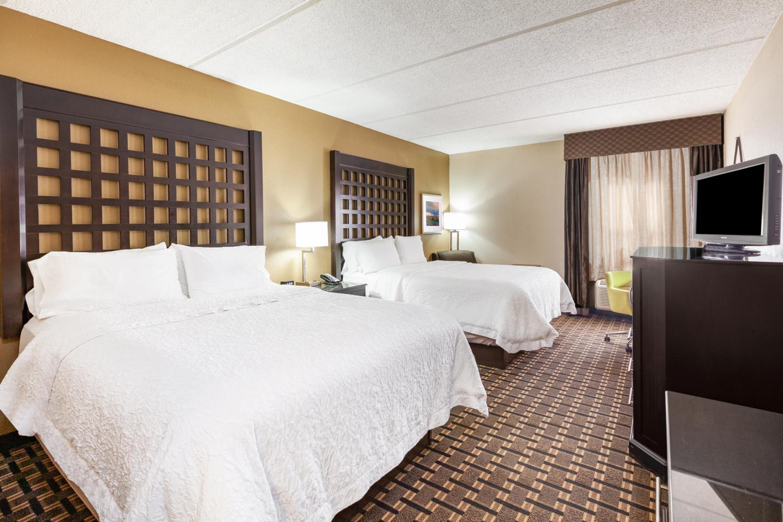 Standard Queen Room with Two Queen Beds - Non Smoking