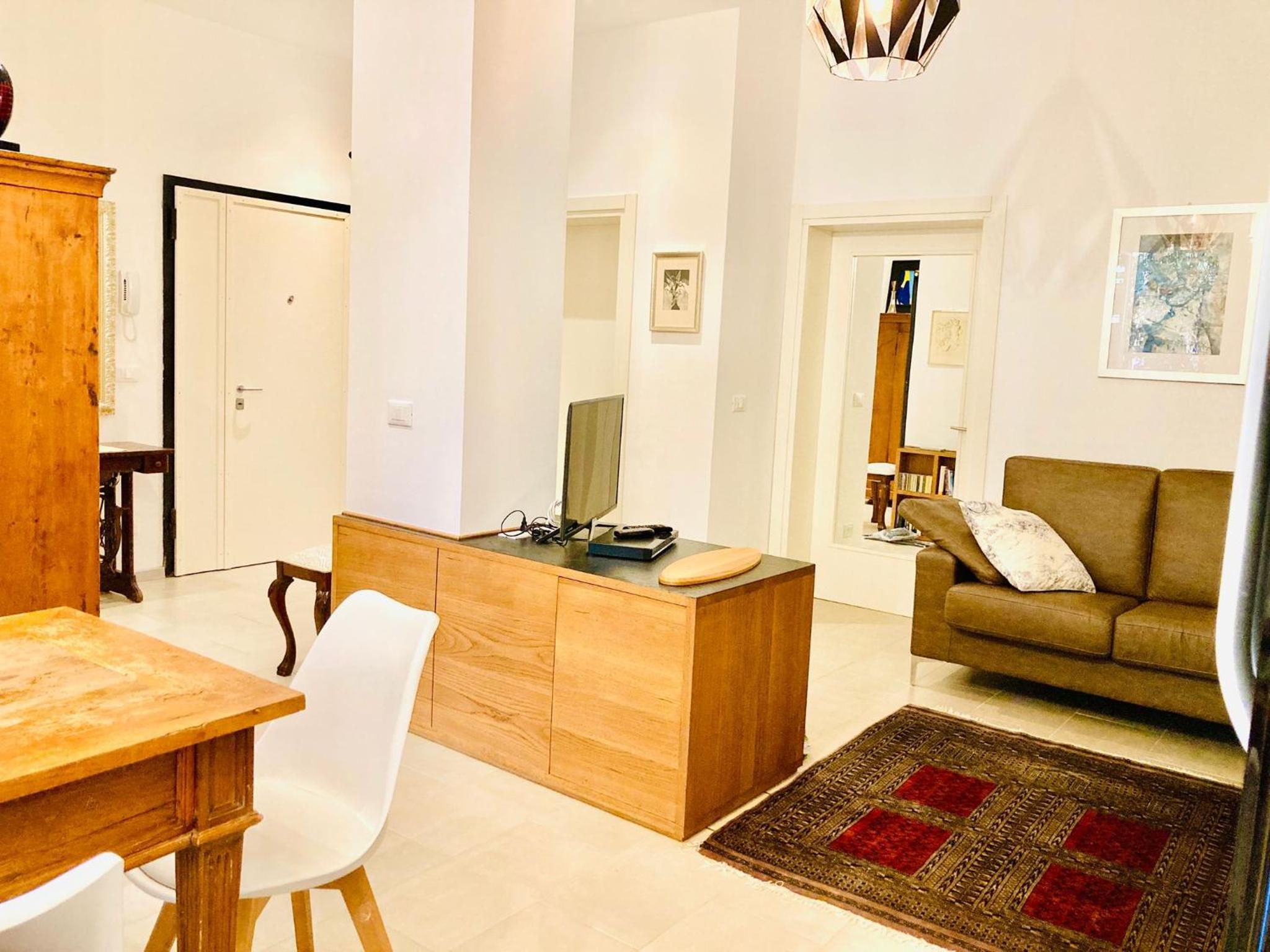 Apartment photo 1