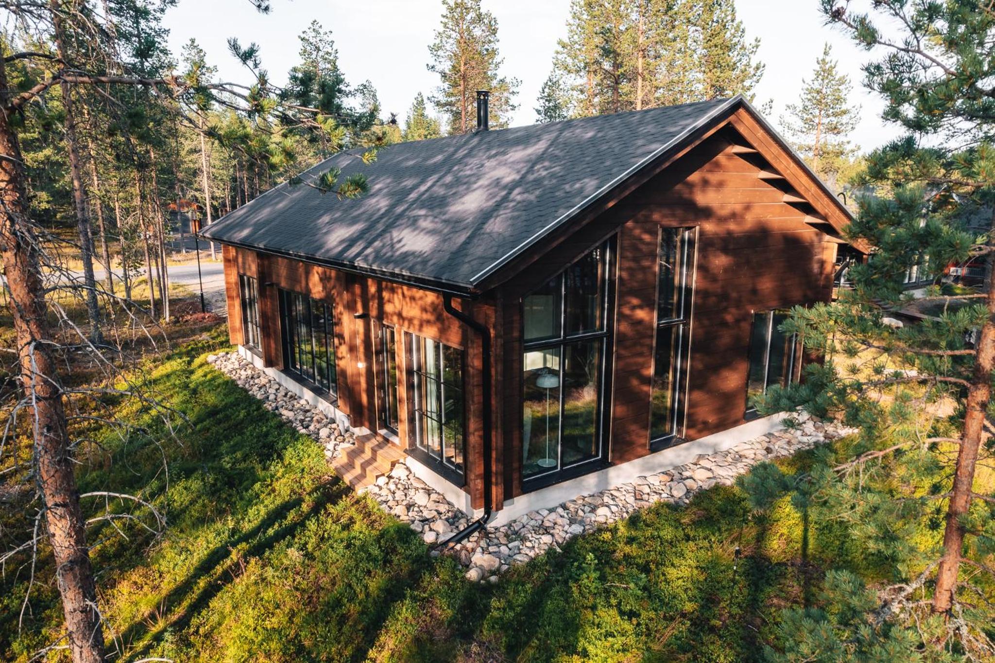 Three-Bedroom Villa - Photo 2