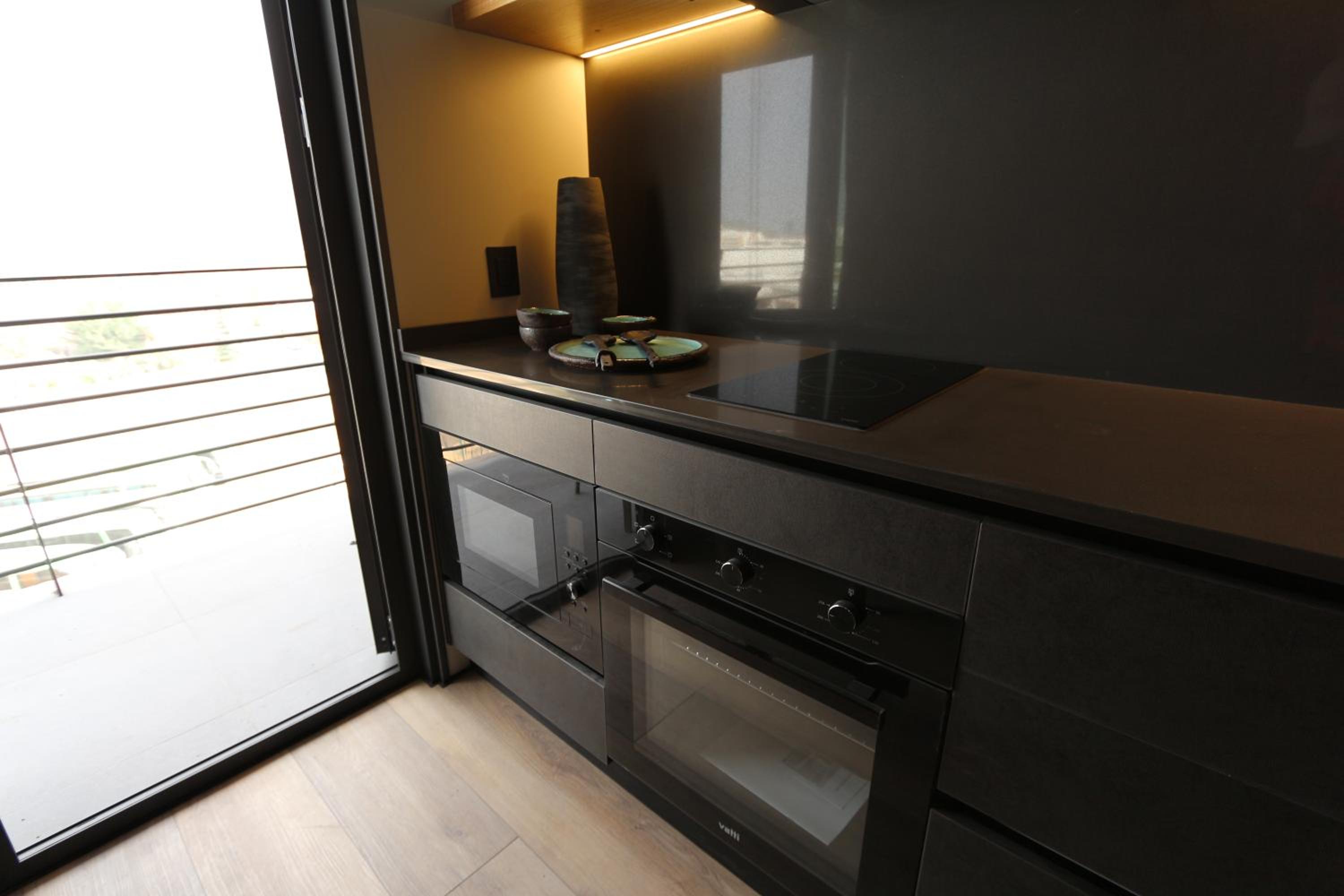Apartment with Terrace - King bed