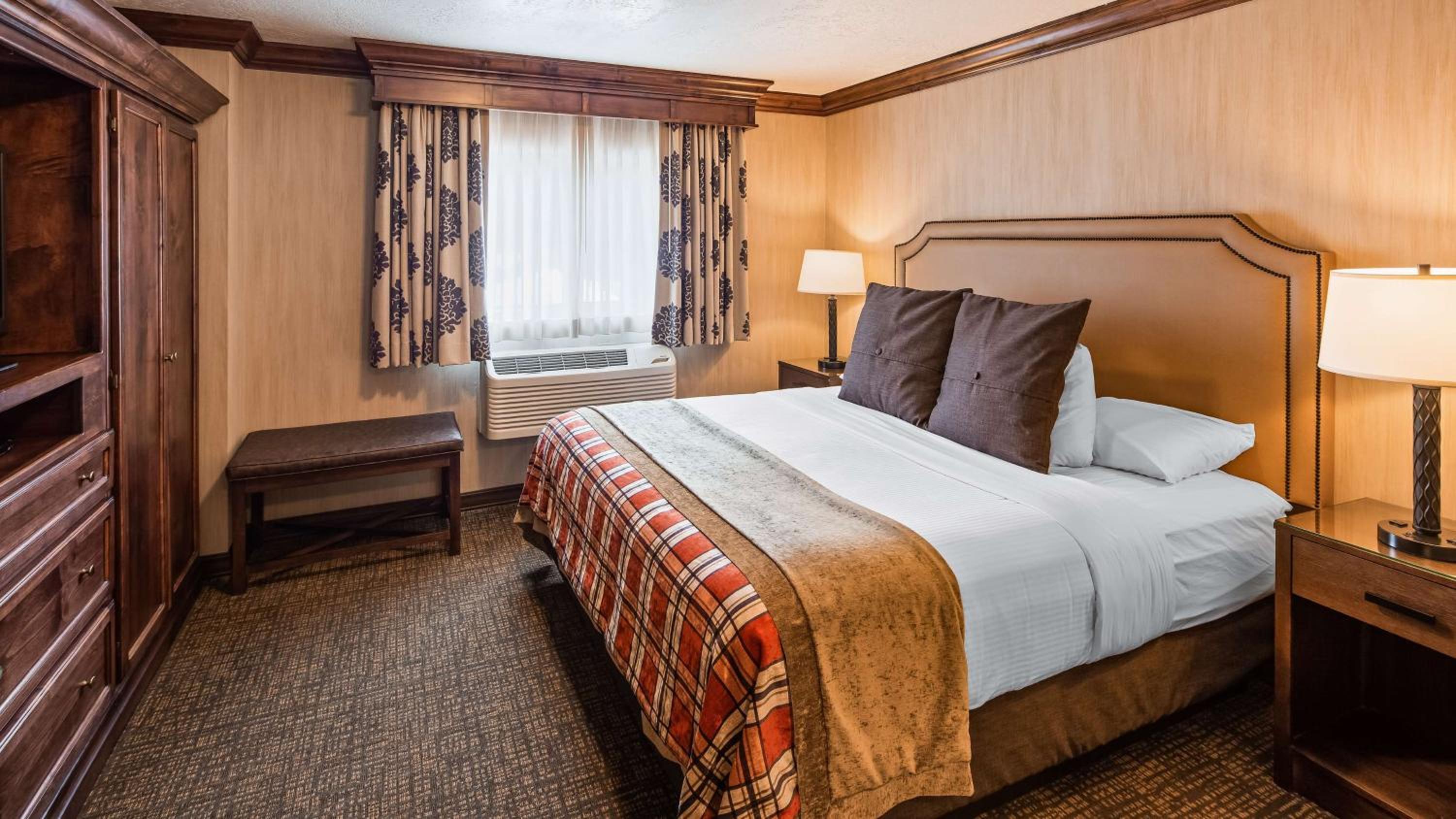Executive King Suite - Non-Smoking - Photo 1