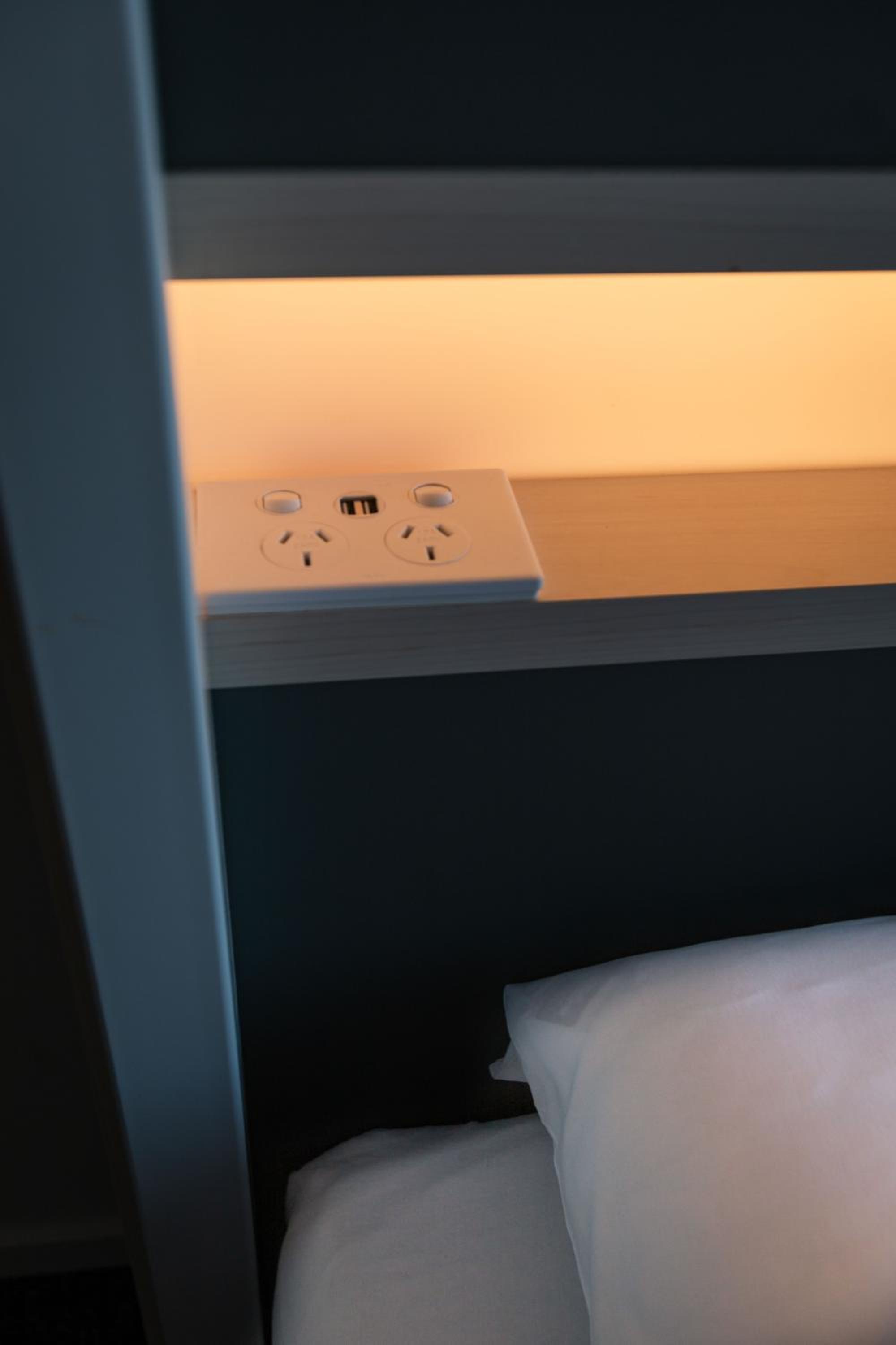 Classic Triple Room thumbnail 5