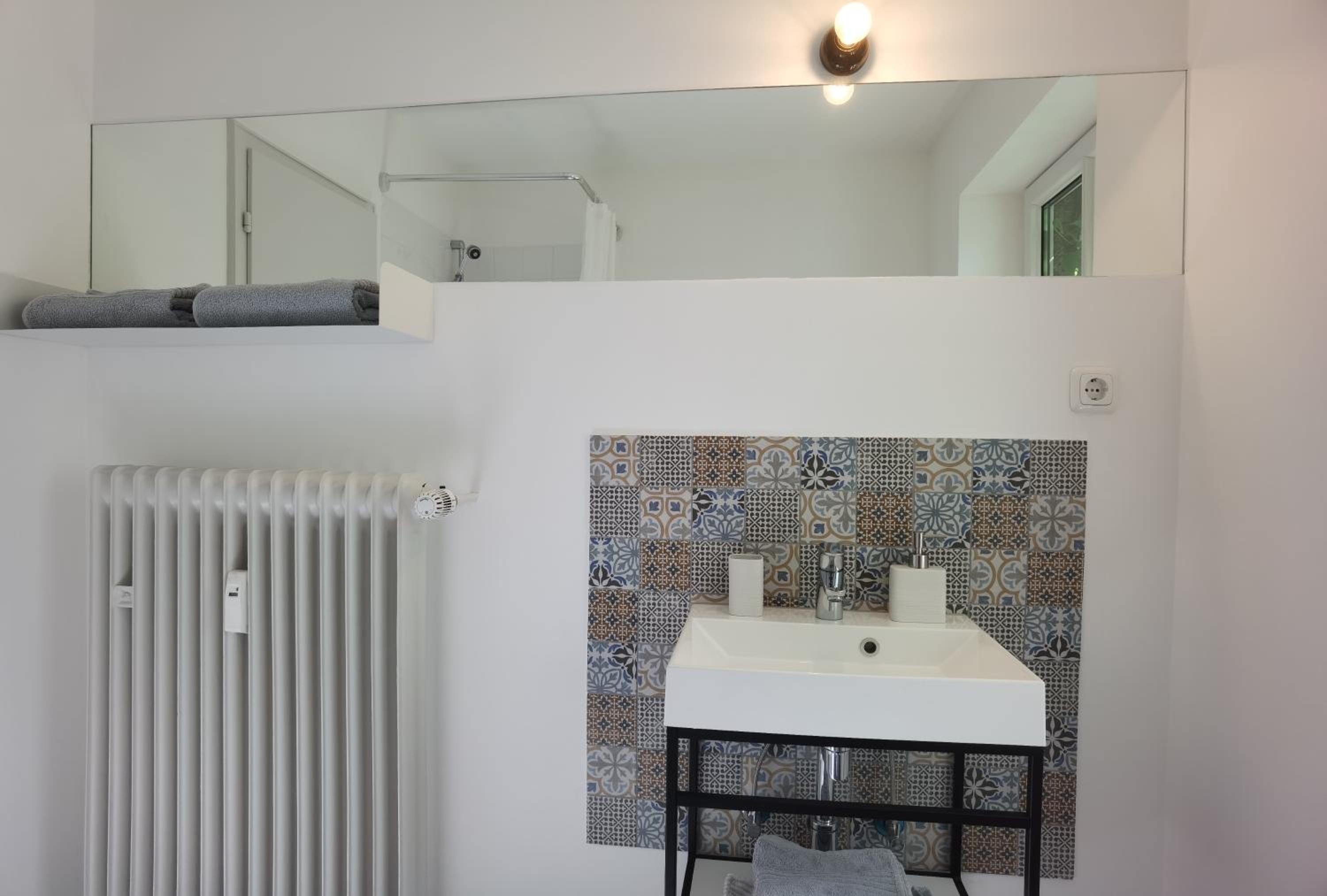 Studio Apartment - Photo 5