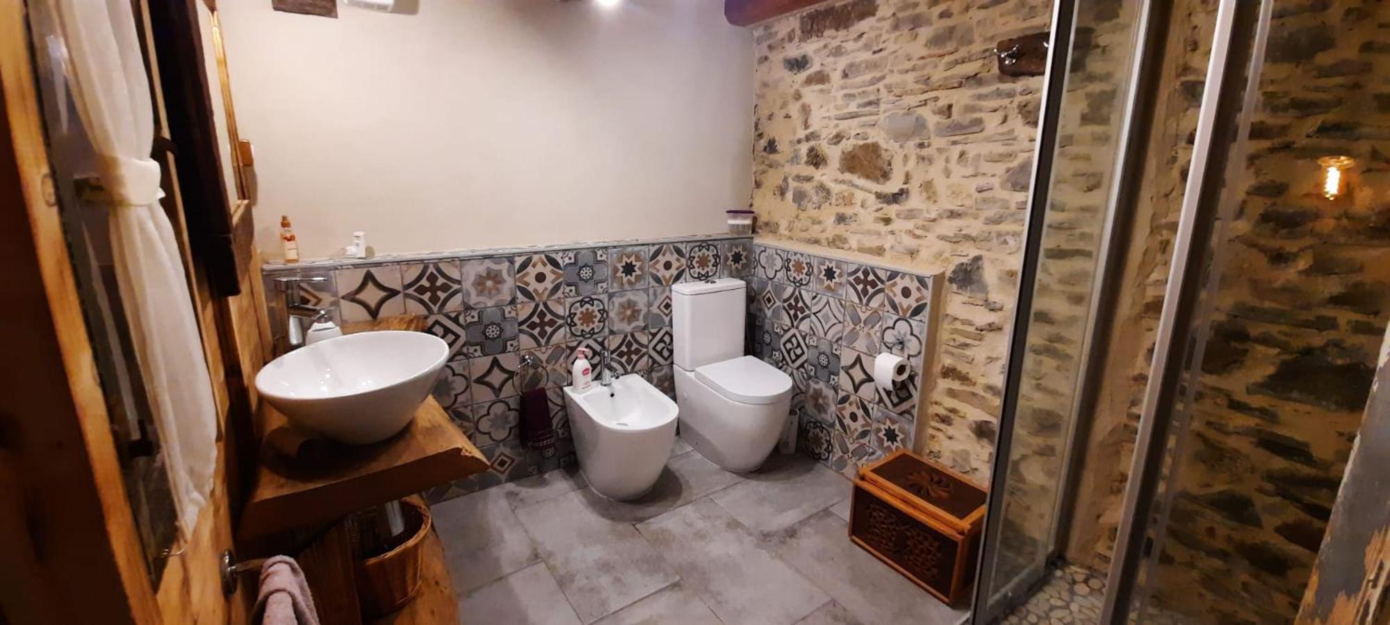 Double Room with Private Bathroom photo 2