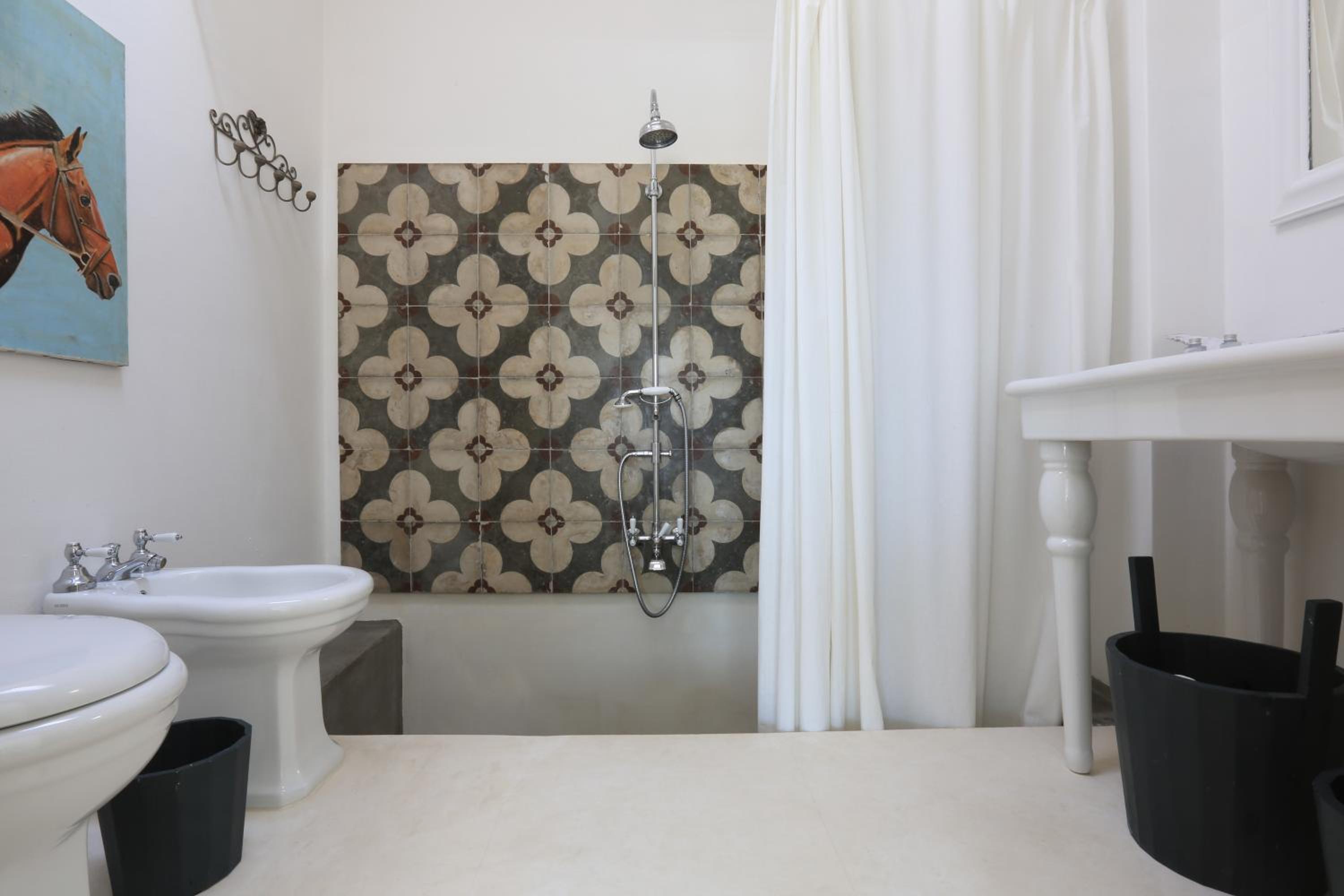 Suite - Photo 5