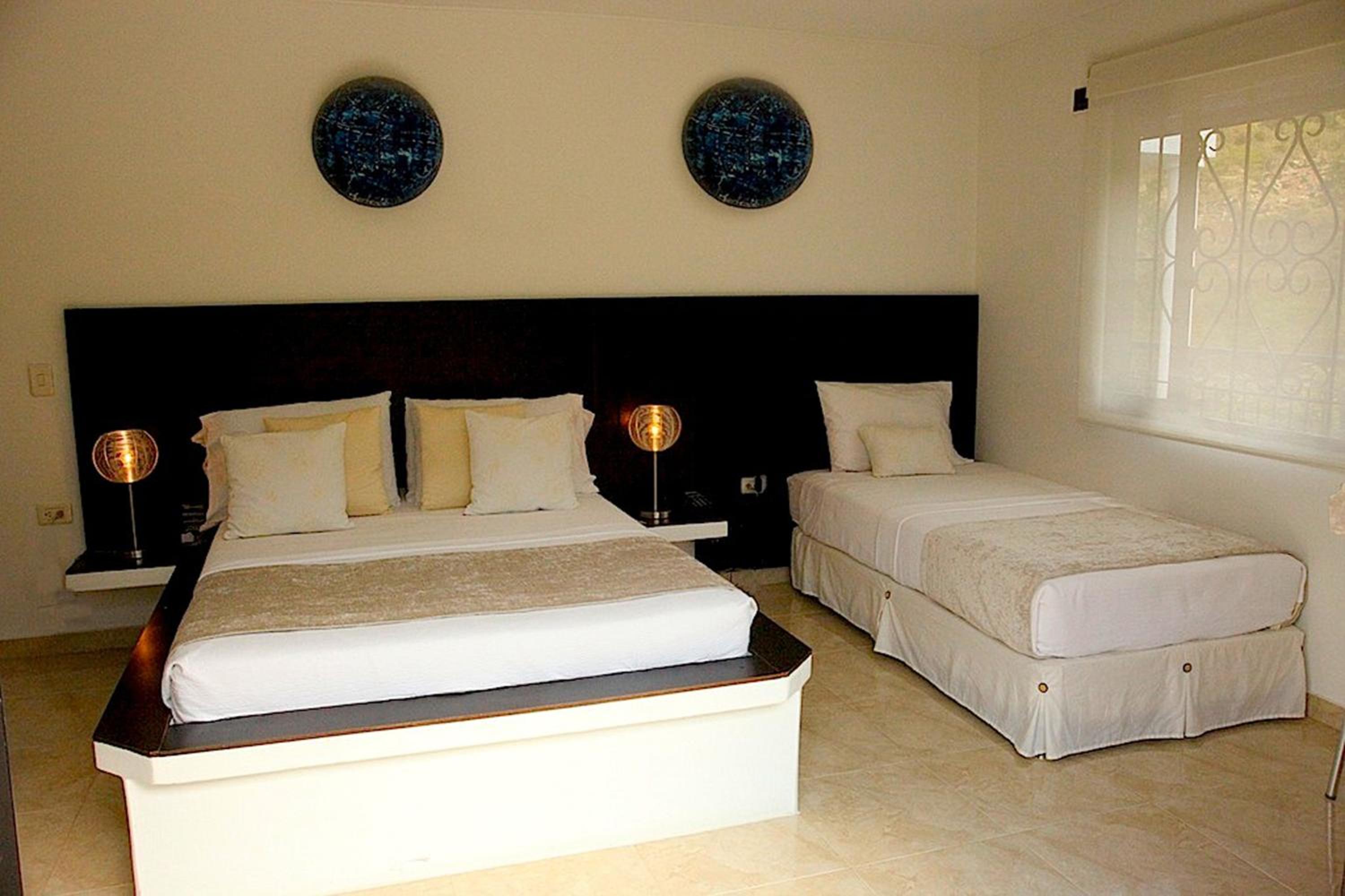 Standard Triple Room photo 2