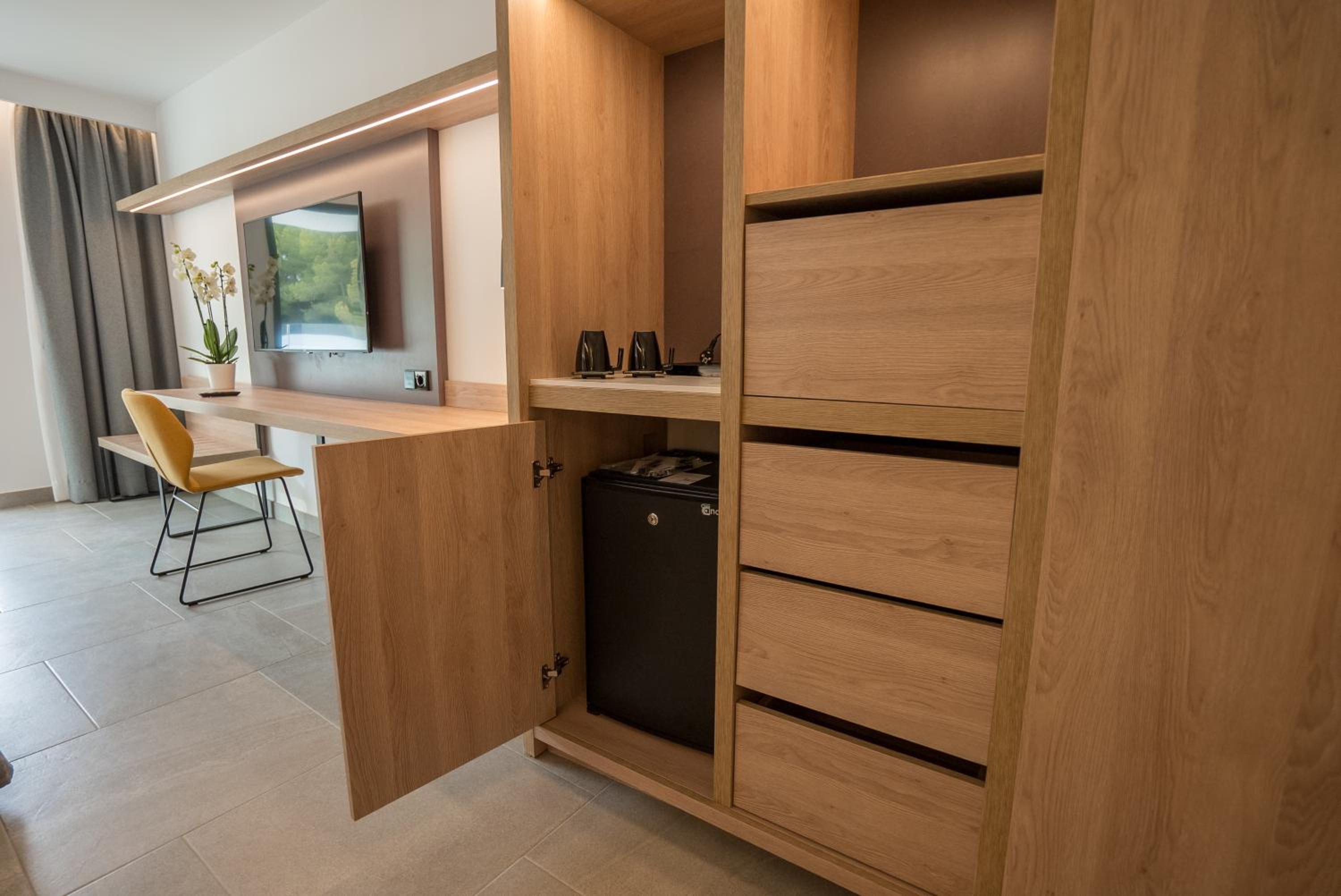 Superior Double Room (2 Adults) - Photo 2