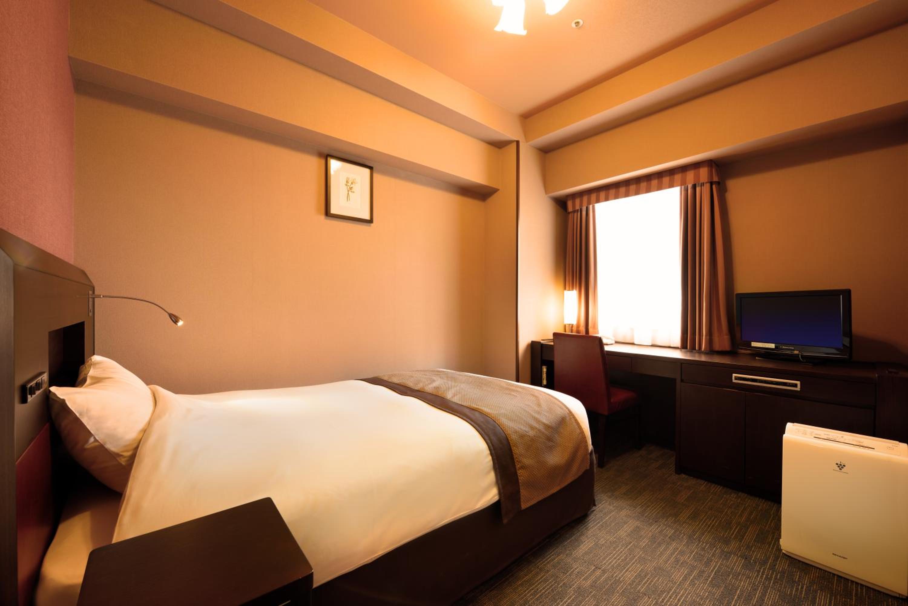 Double Room with Small Double Bed - Non-Smoking - Photo 1