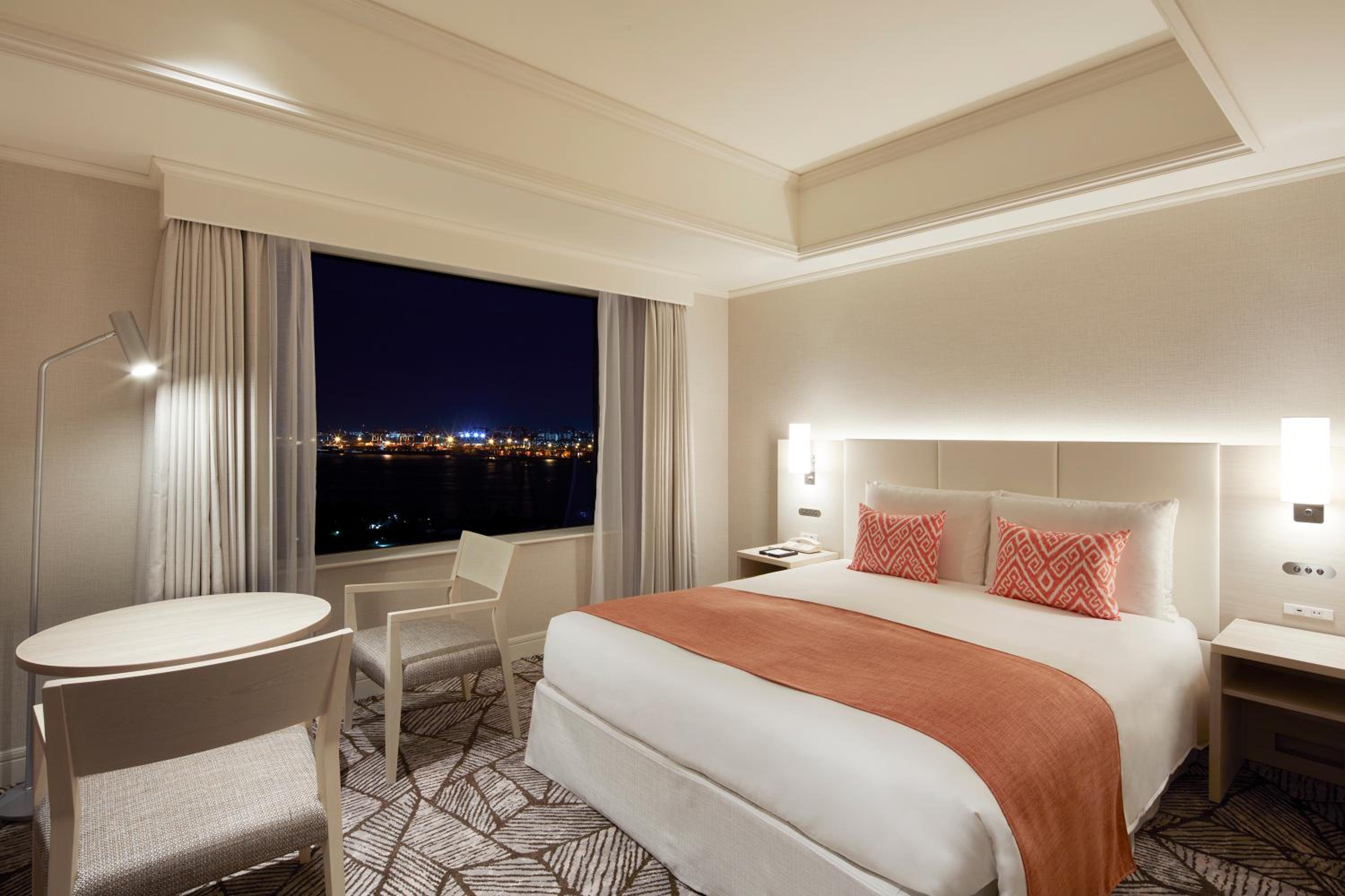 Superior Double Room - Non-Smoking - Photo 2