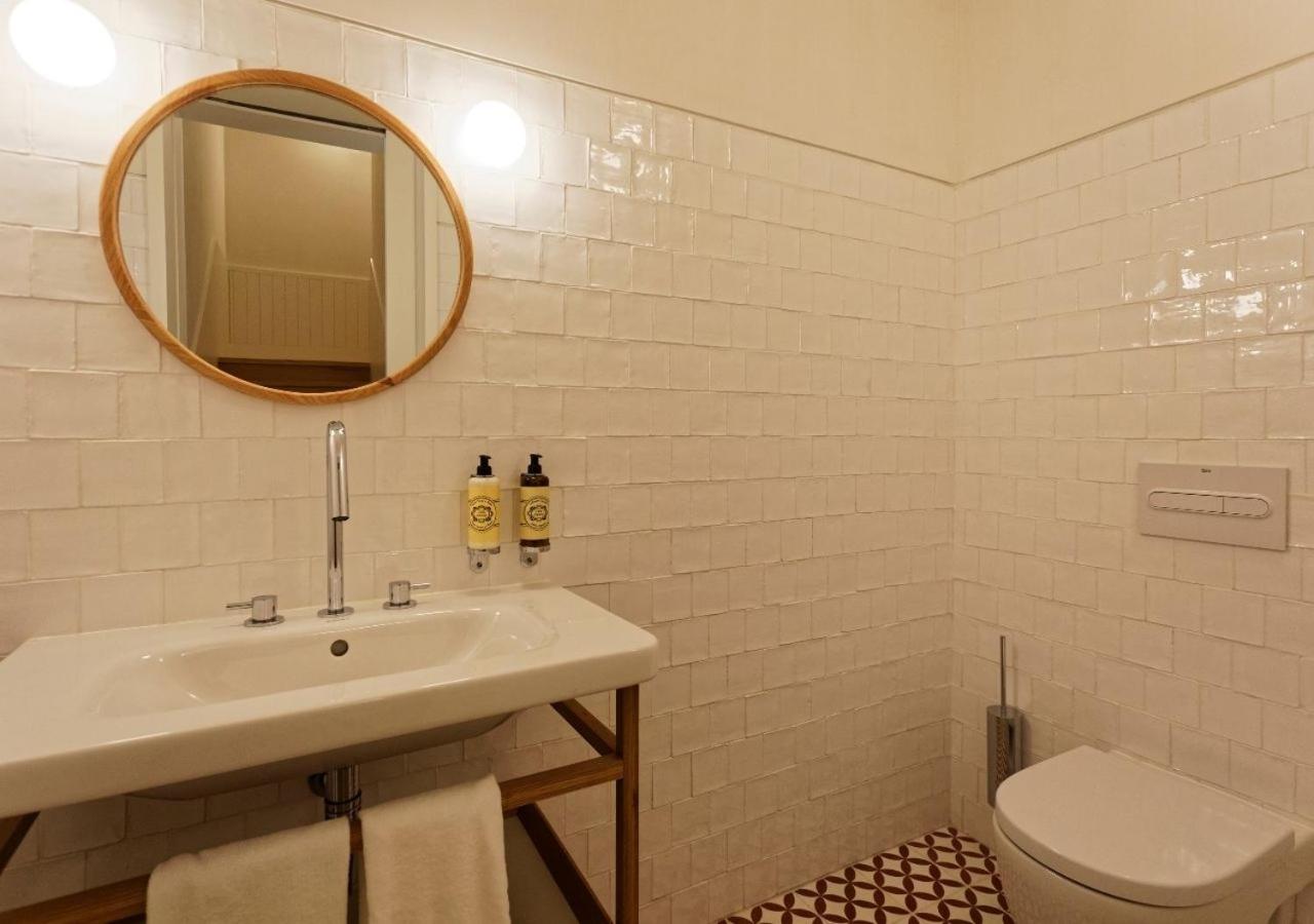 One-Bedroom Apartment - Bairro da Vista Alegre photo 2