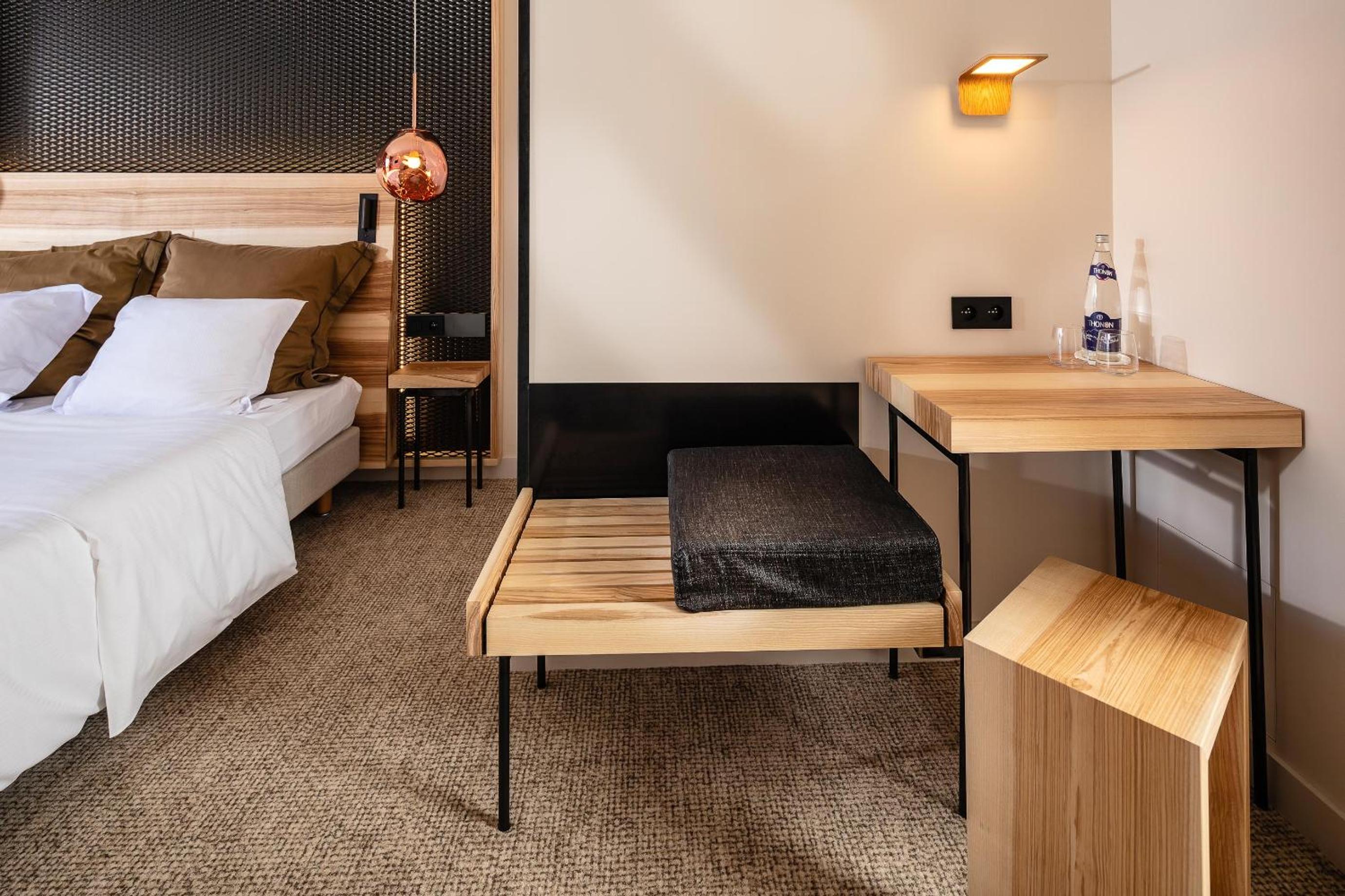 Superior Double or Twin Room with Lake View photo 1