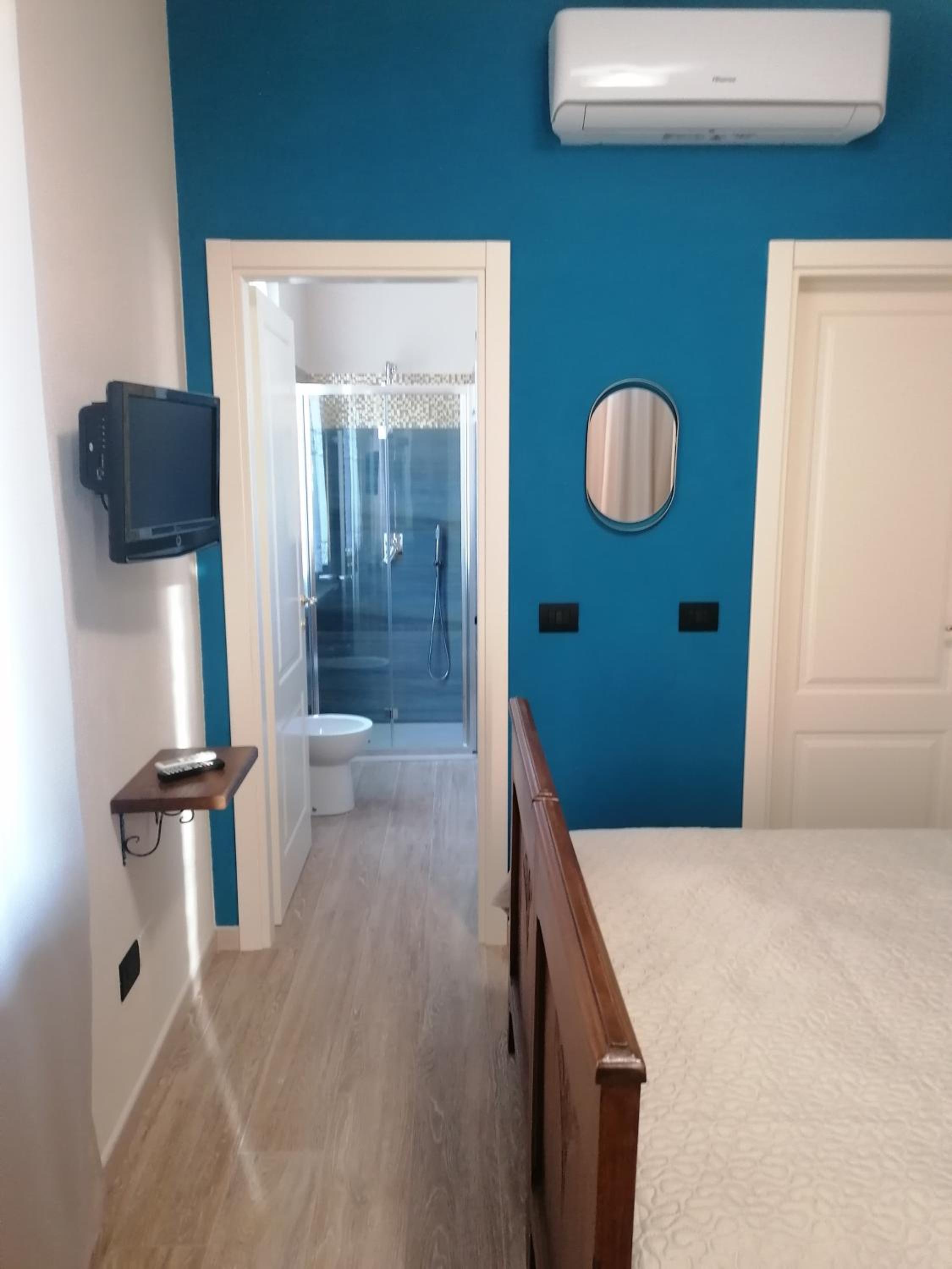 Economy Double Room - Photo 1