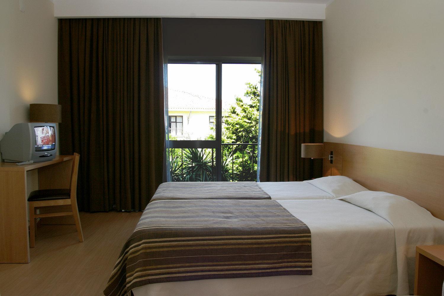 Double or Twin Room - Photo 1