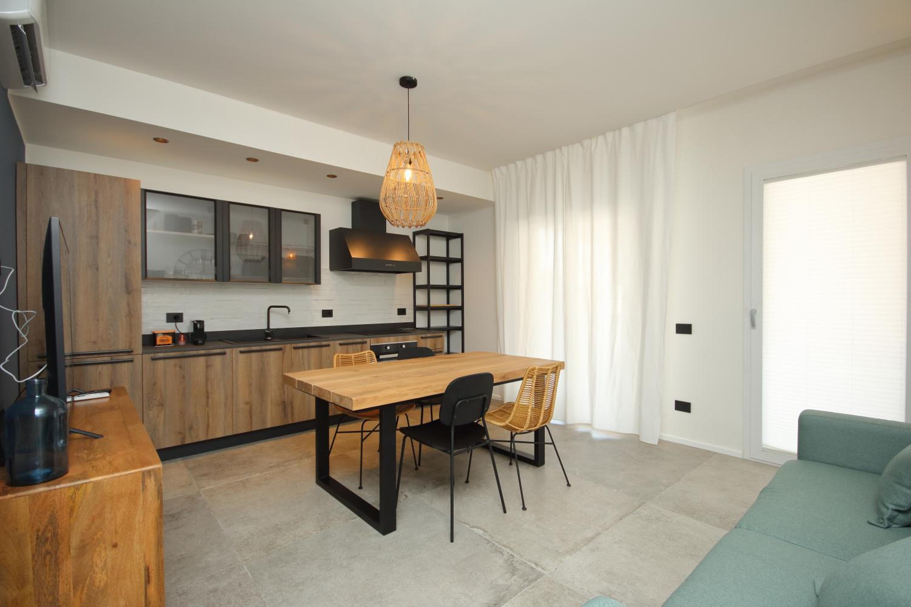 Two-Bedroom House photo 3