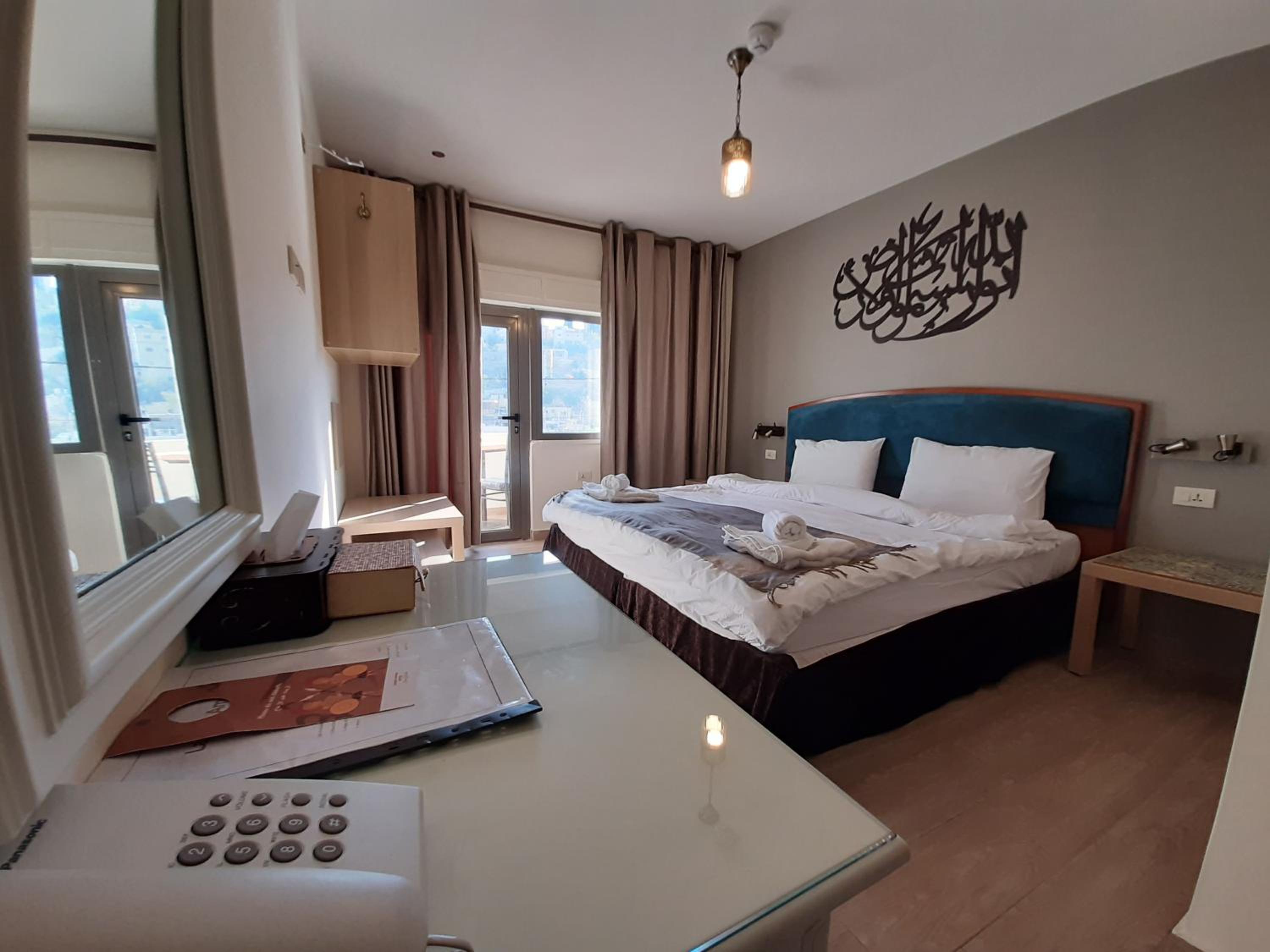 Deluxe Double Room with Balcony and Theater View