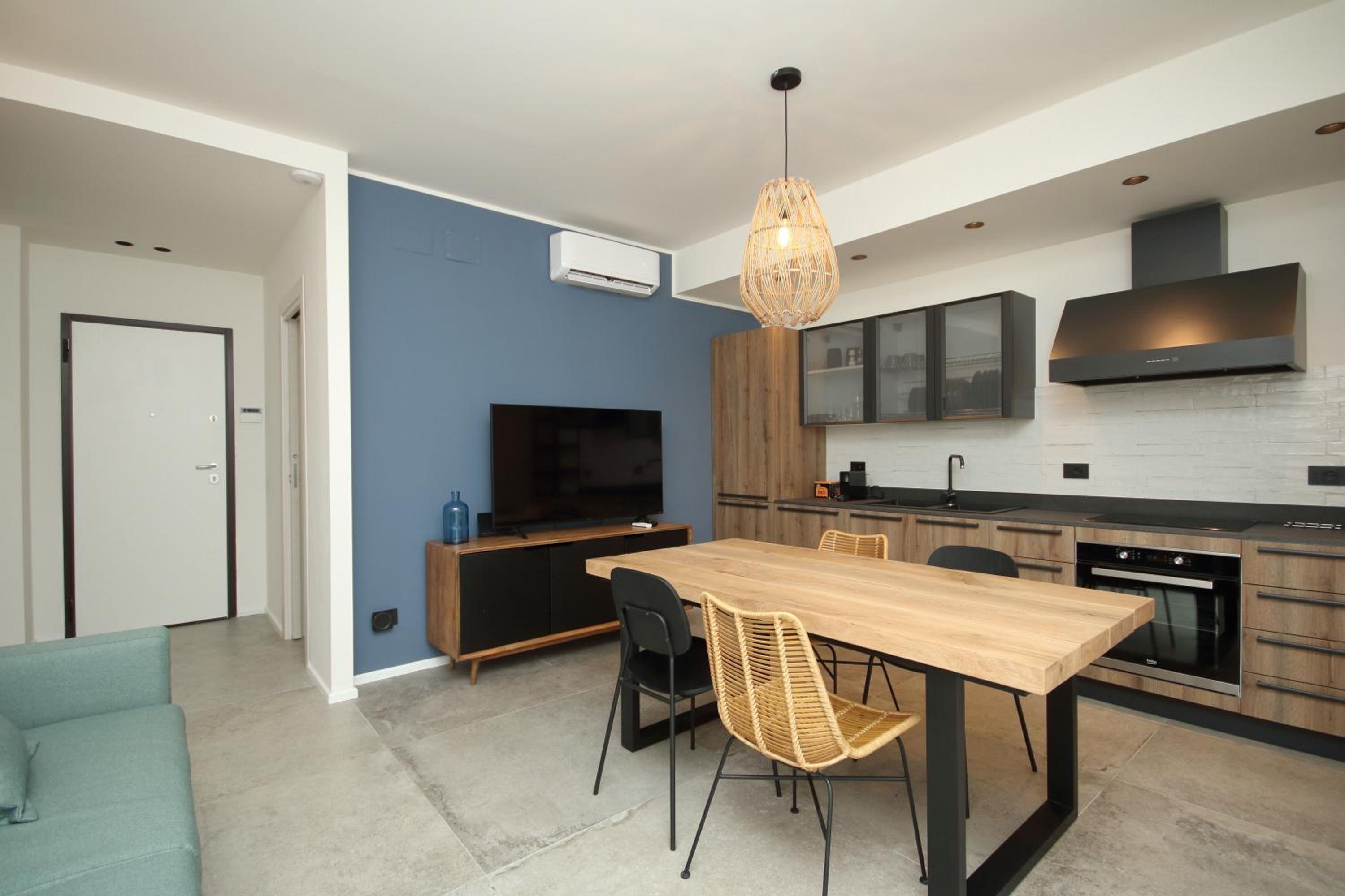 Two-Bedroom House photo 2