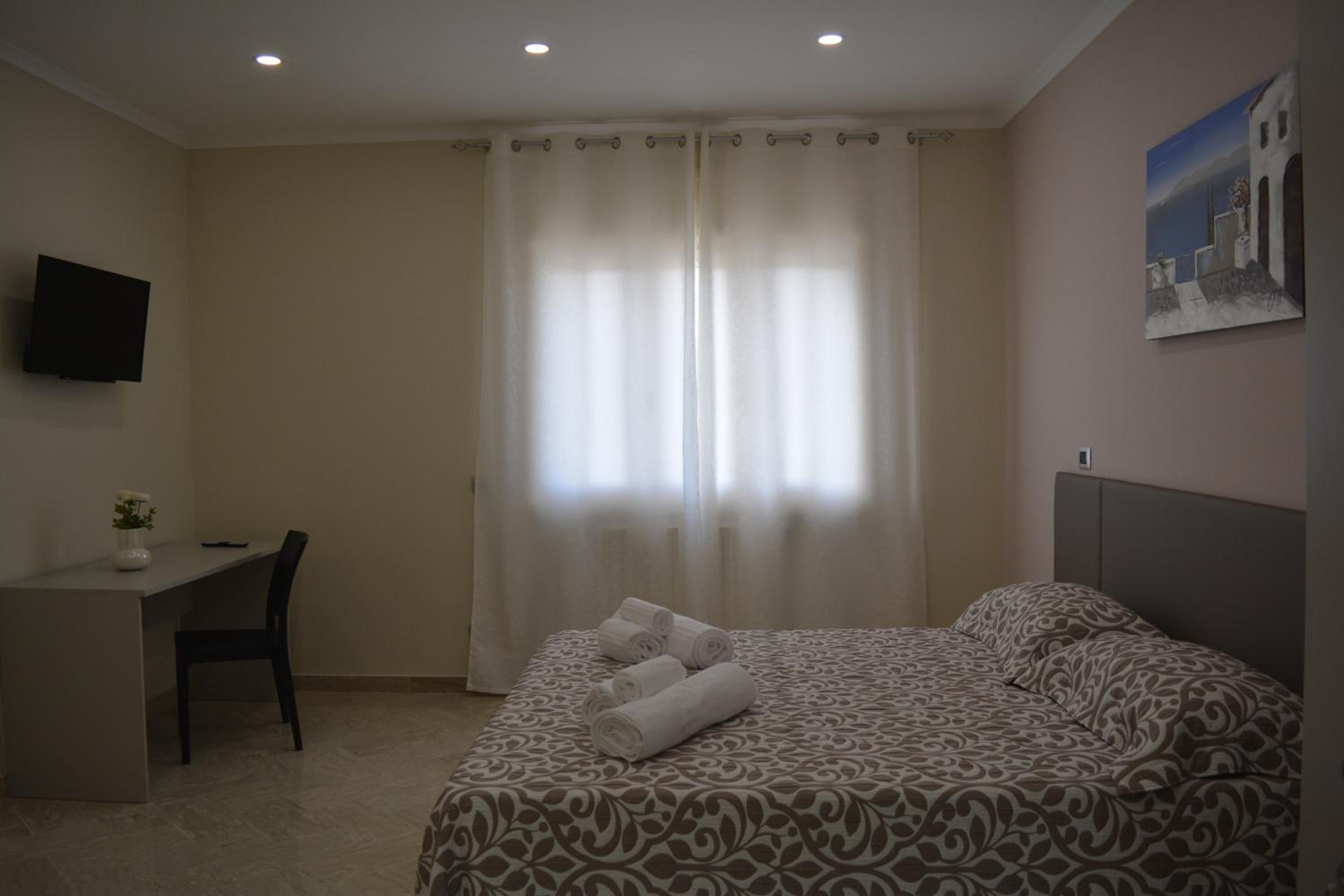 Double or Twin Room photo 1
