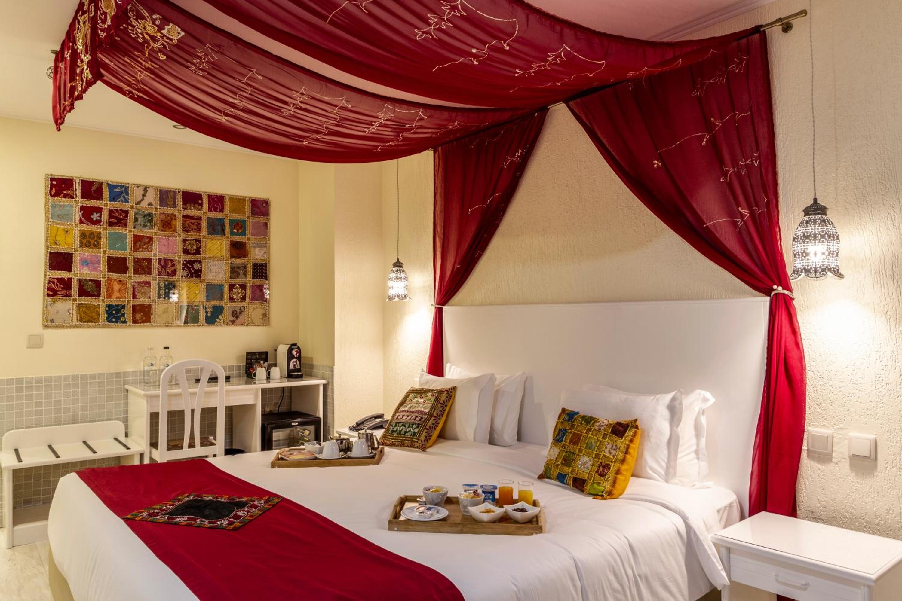 Standard King Room - Photo 1