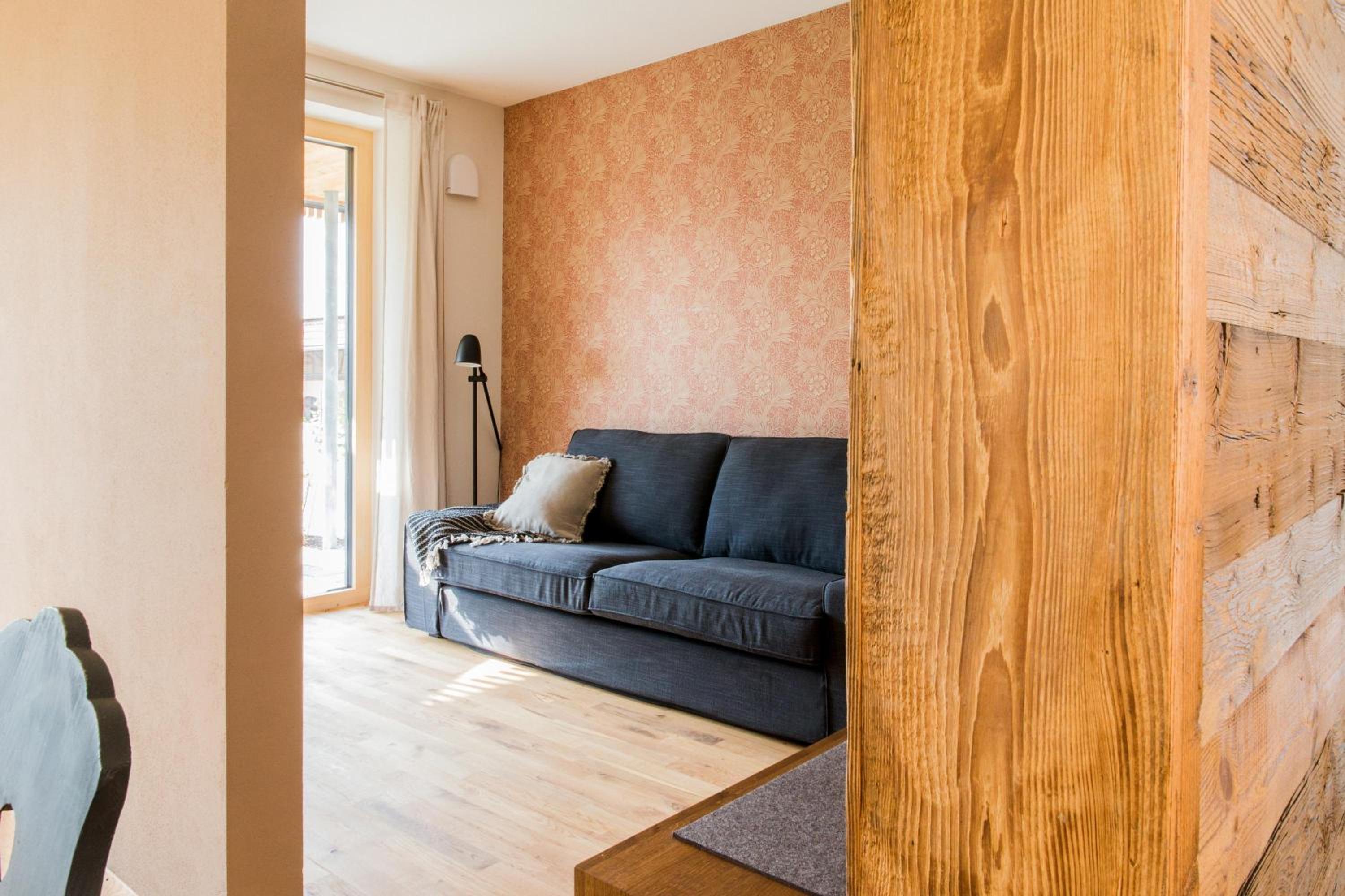 Two-Bedroom Deluxe Apartment with Garden View photo 1