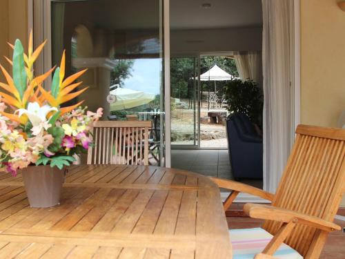 Three-Bedroom Villa photo 1