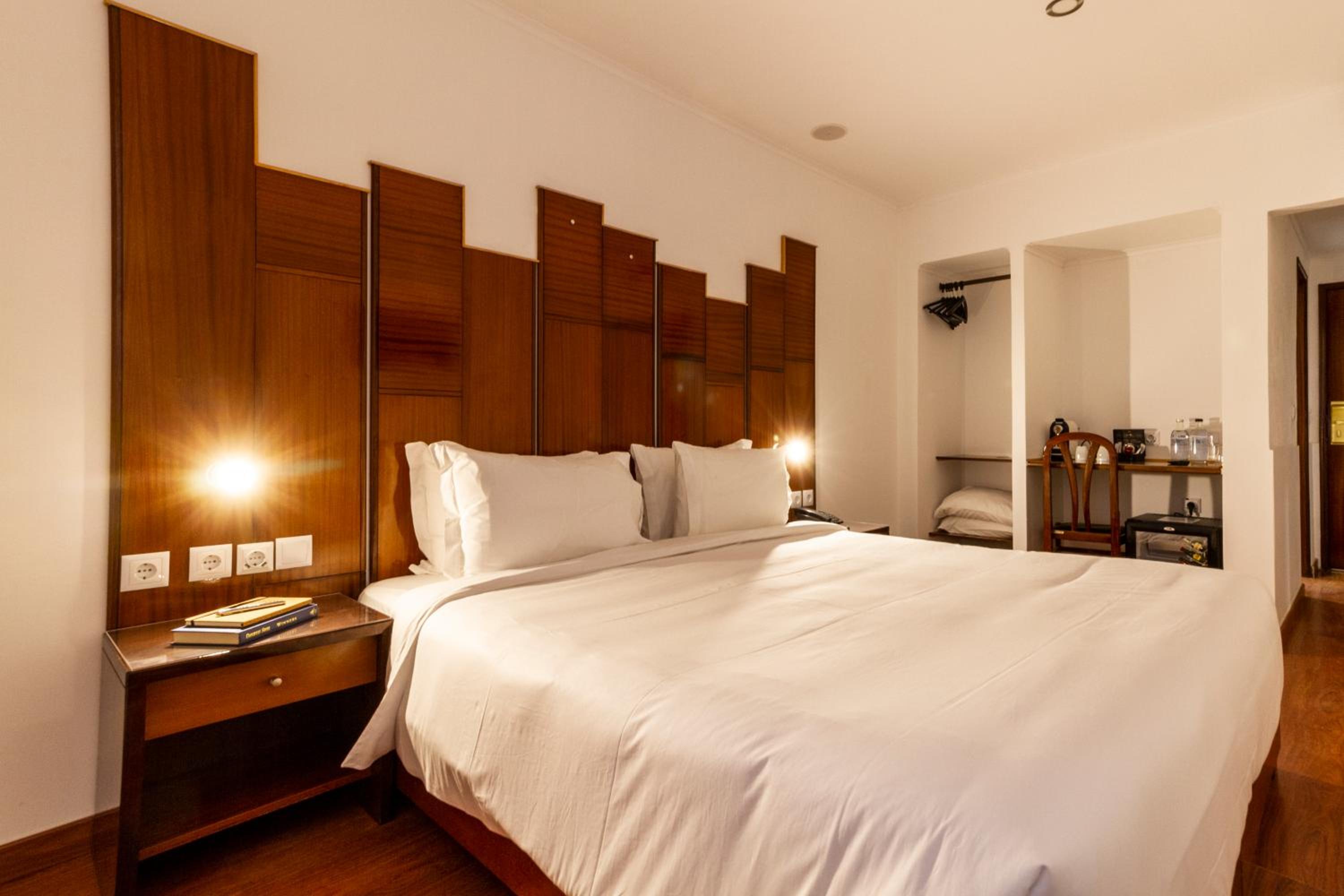 Standard Queen Room - Photo 3