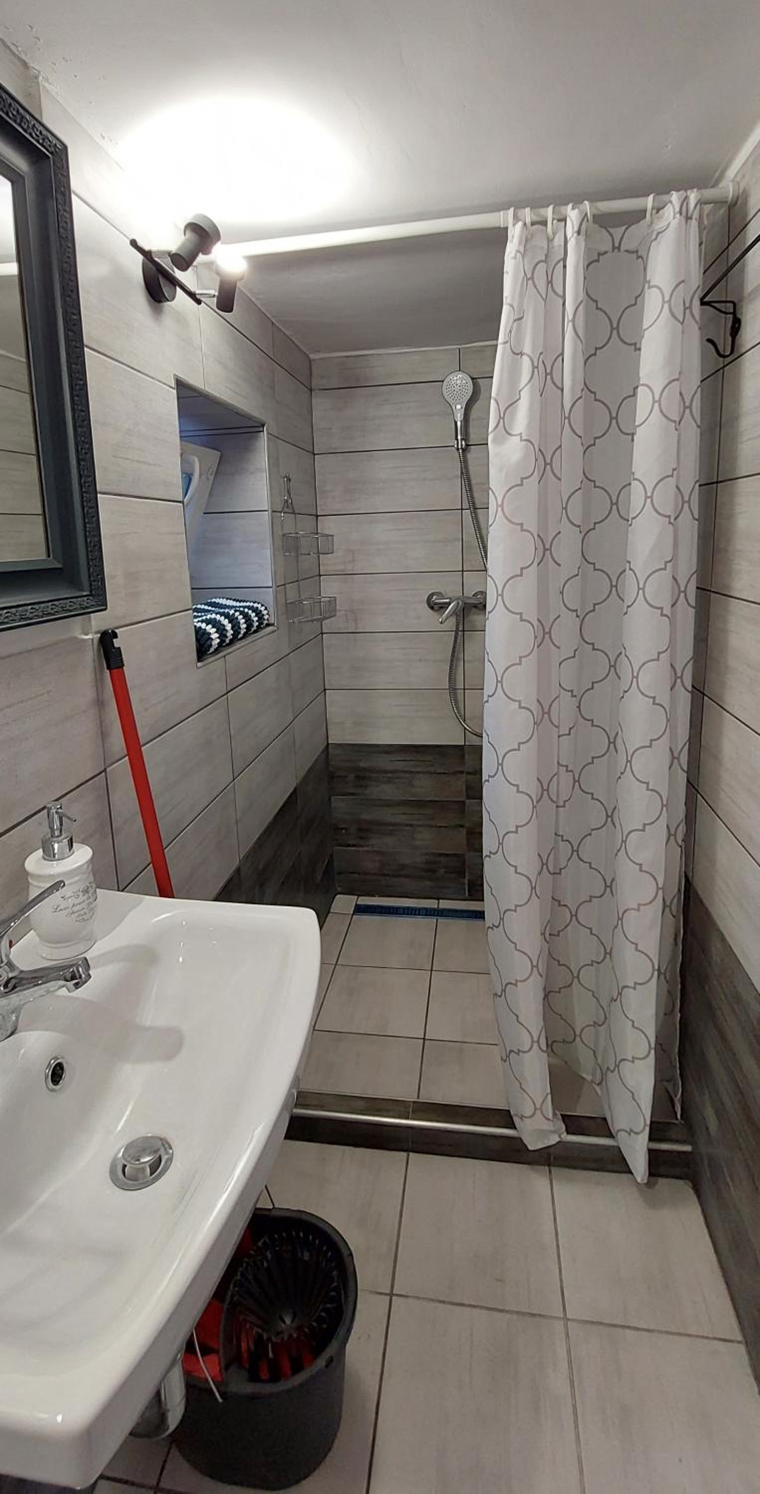 Two-Bedroom Apartment - Photo 10
