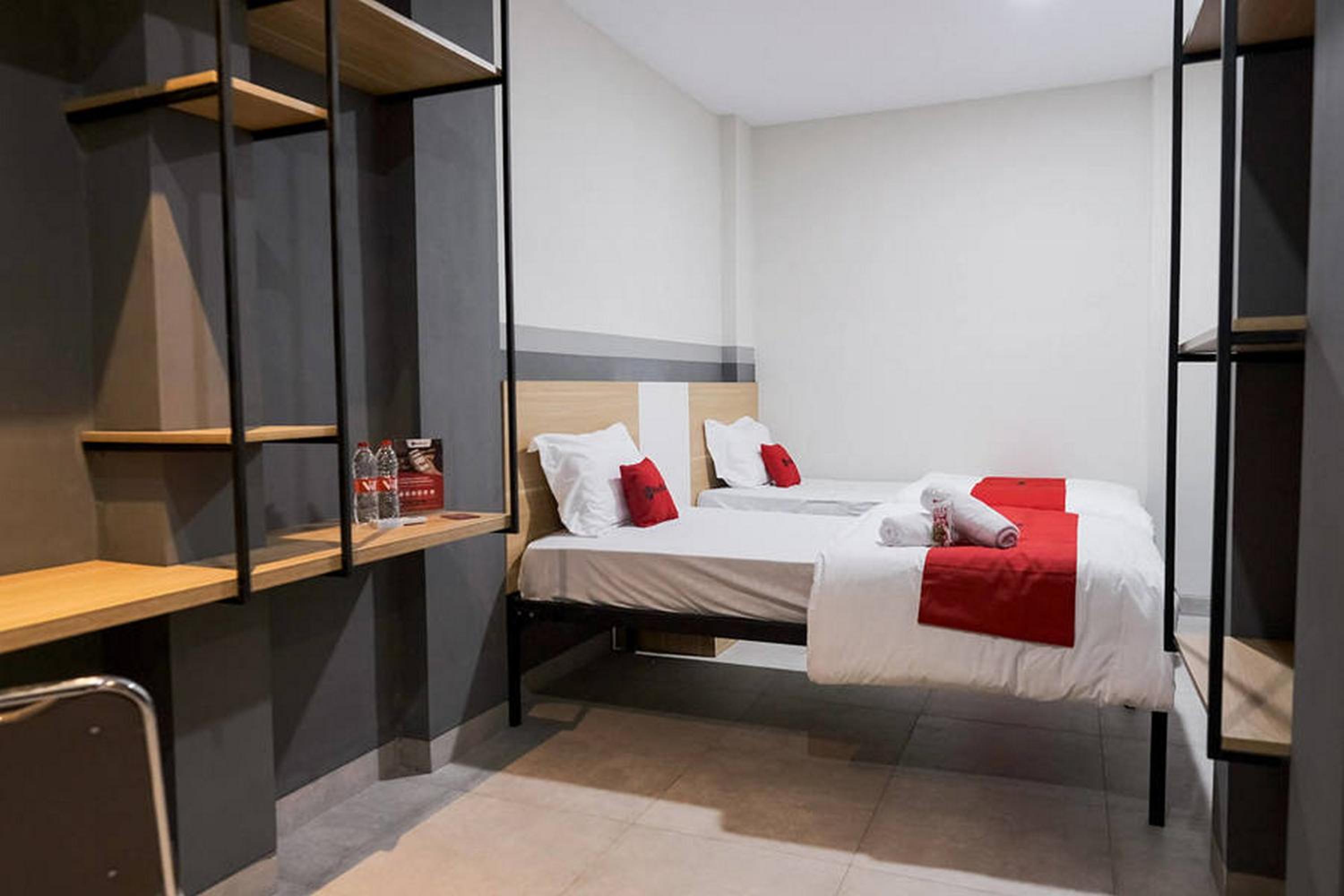 Deluxe Twin Room - Photo 2