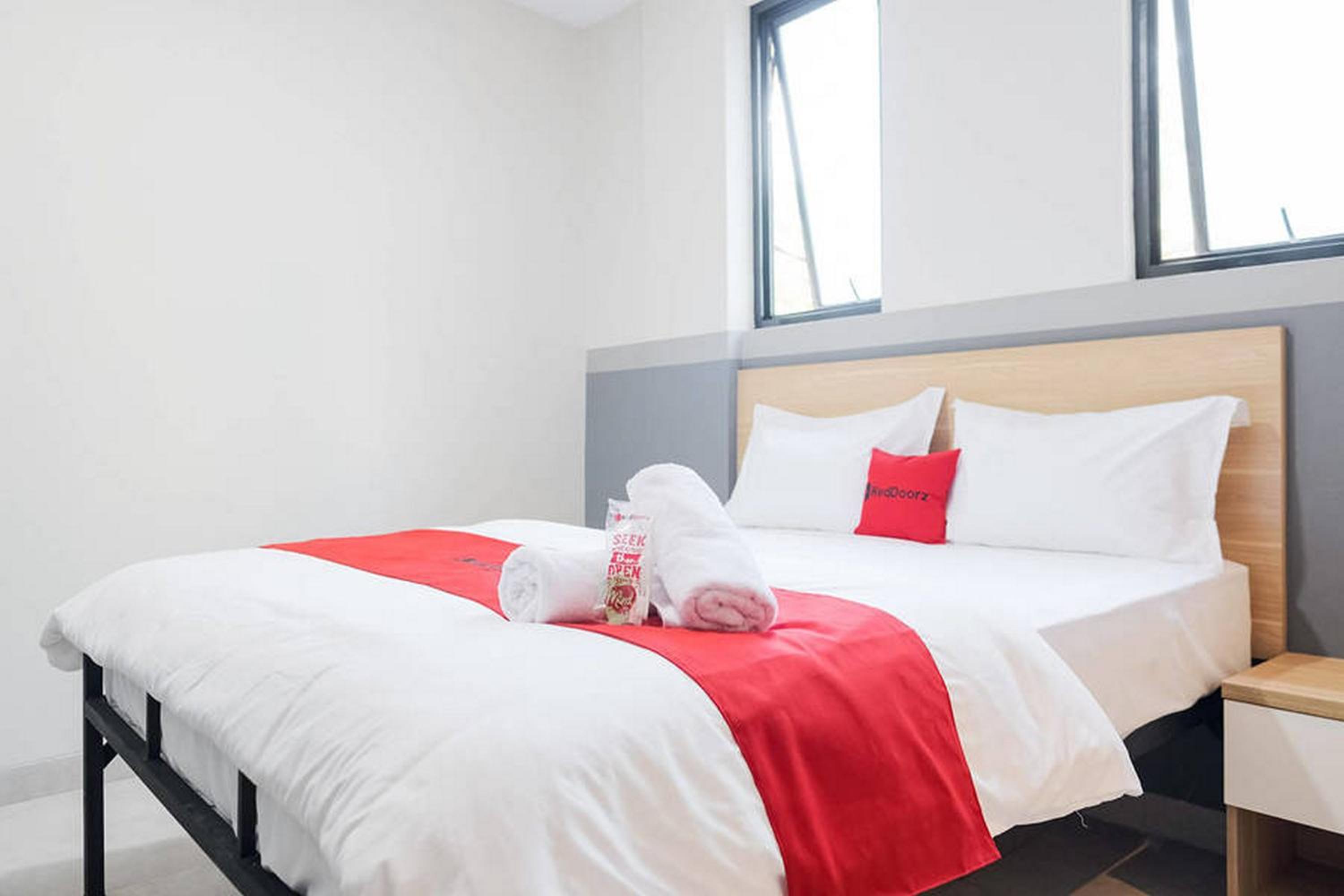 Deluxe Room - Photo 1
