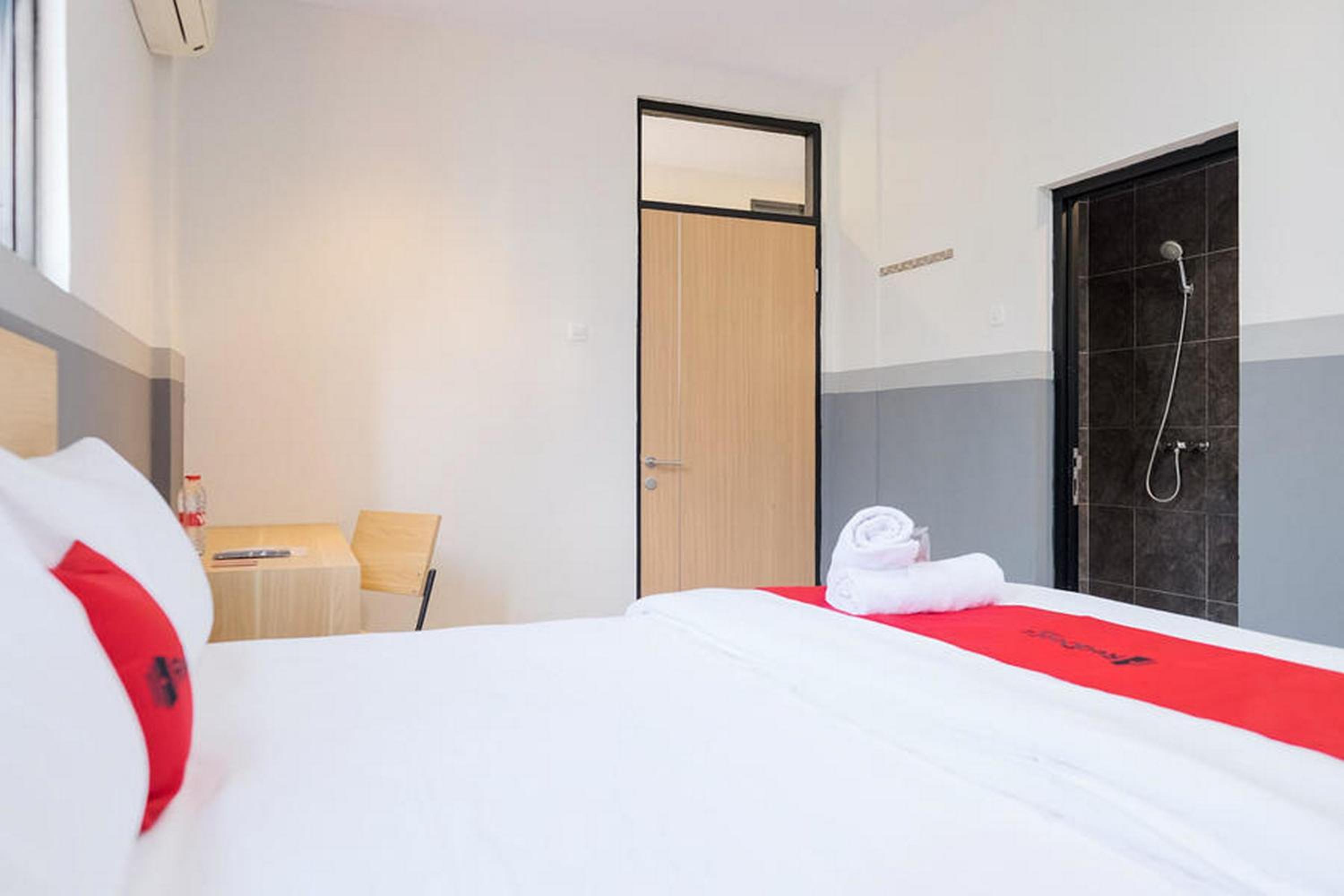 Double Room - Photo 2