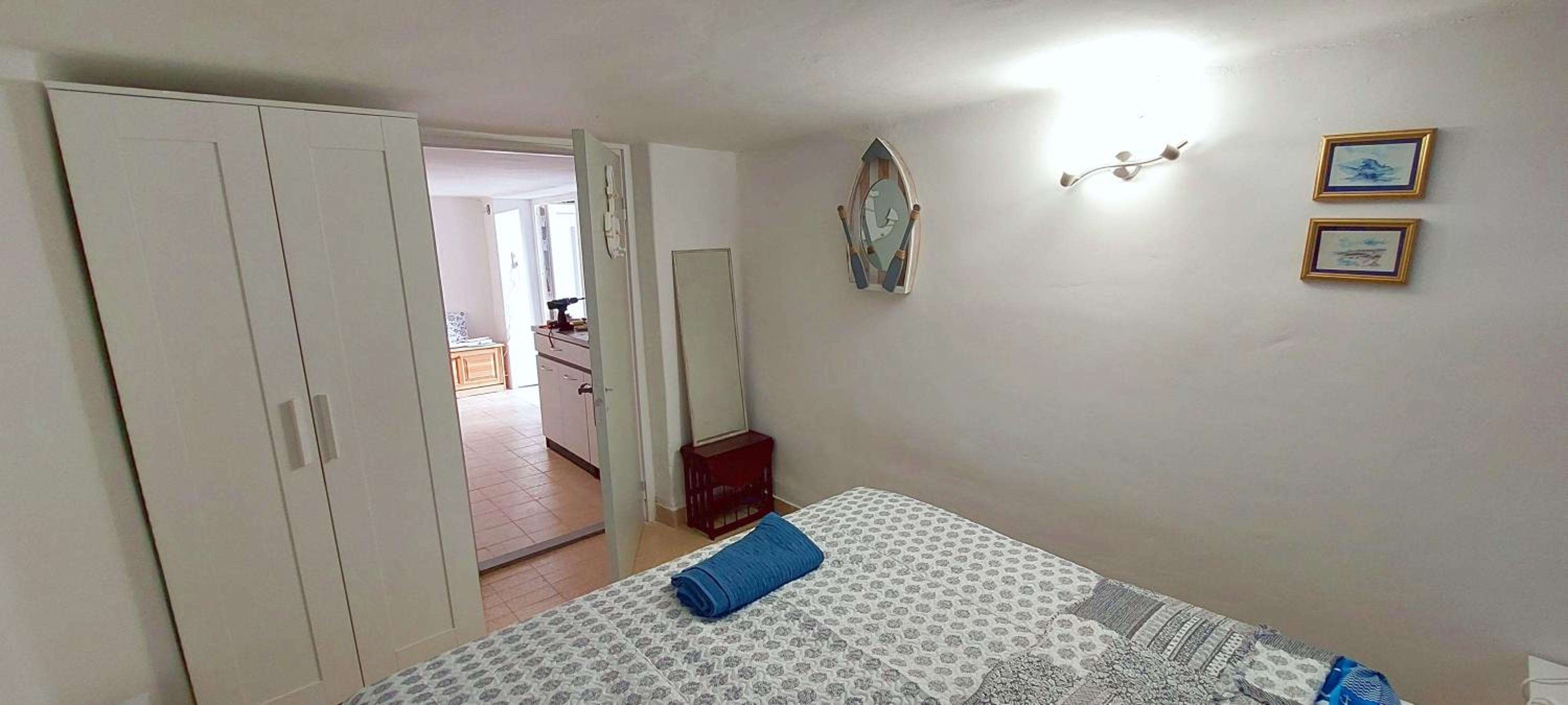 Two-Bedroom Apartment - Photo 16