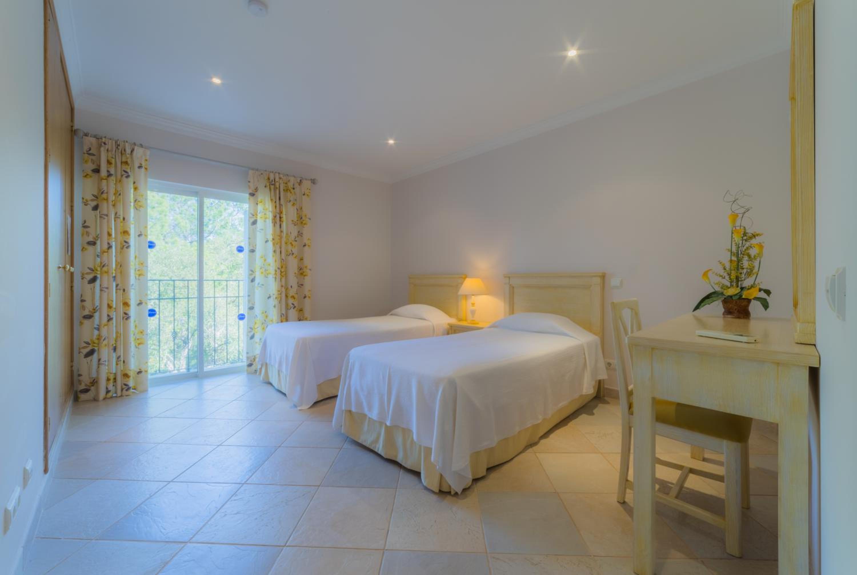 Three-Bedroom Villa photo 1