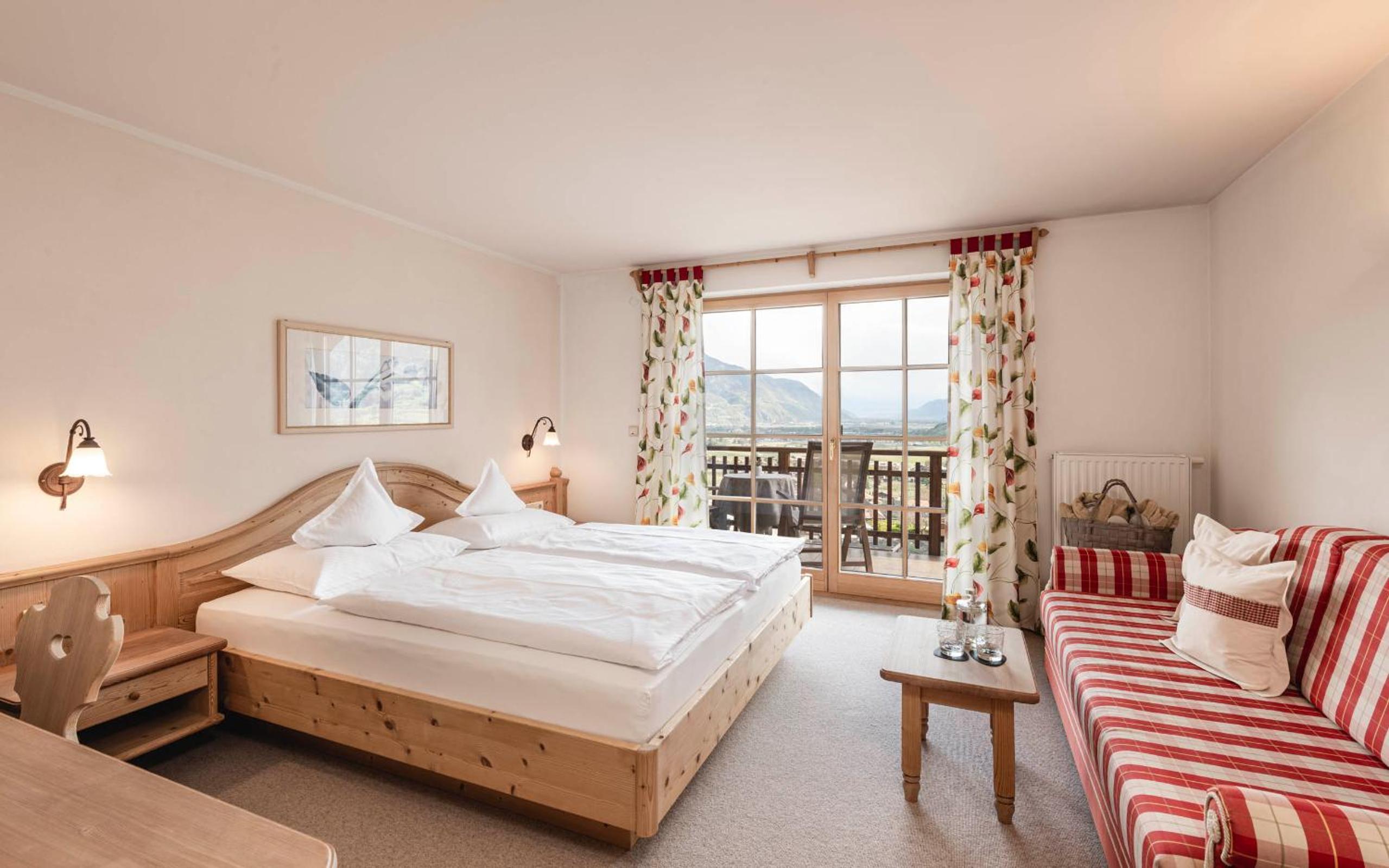 Double Room with Balcony (3 Adults) - Photo 1