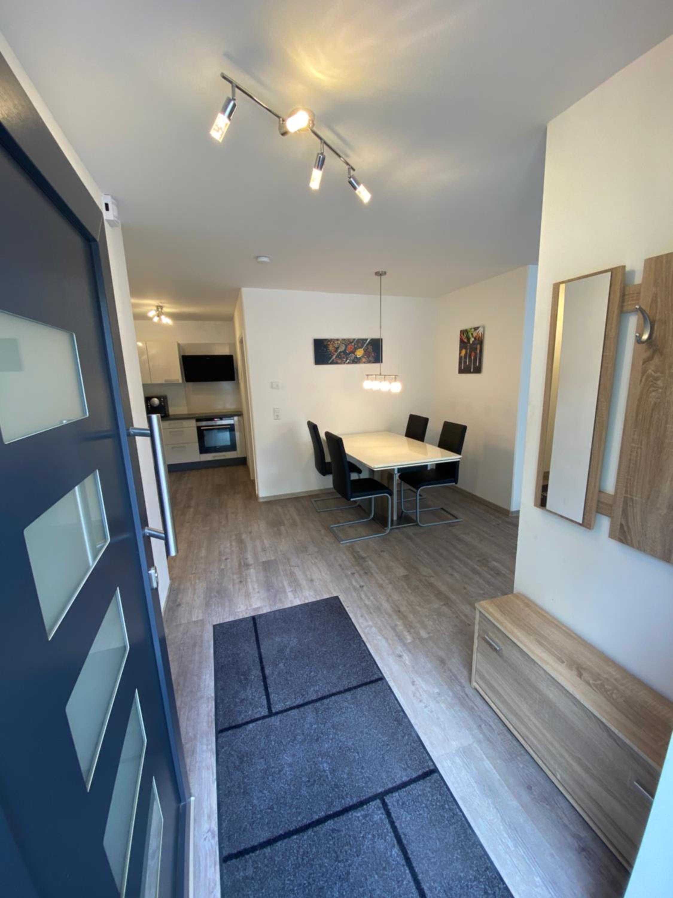 One-Bedroom Apartment photo 2