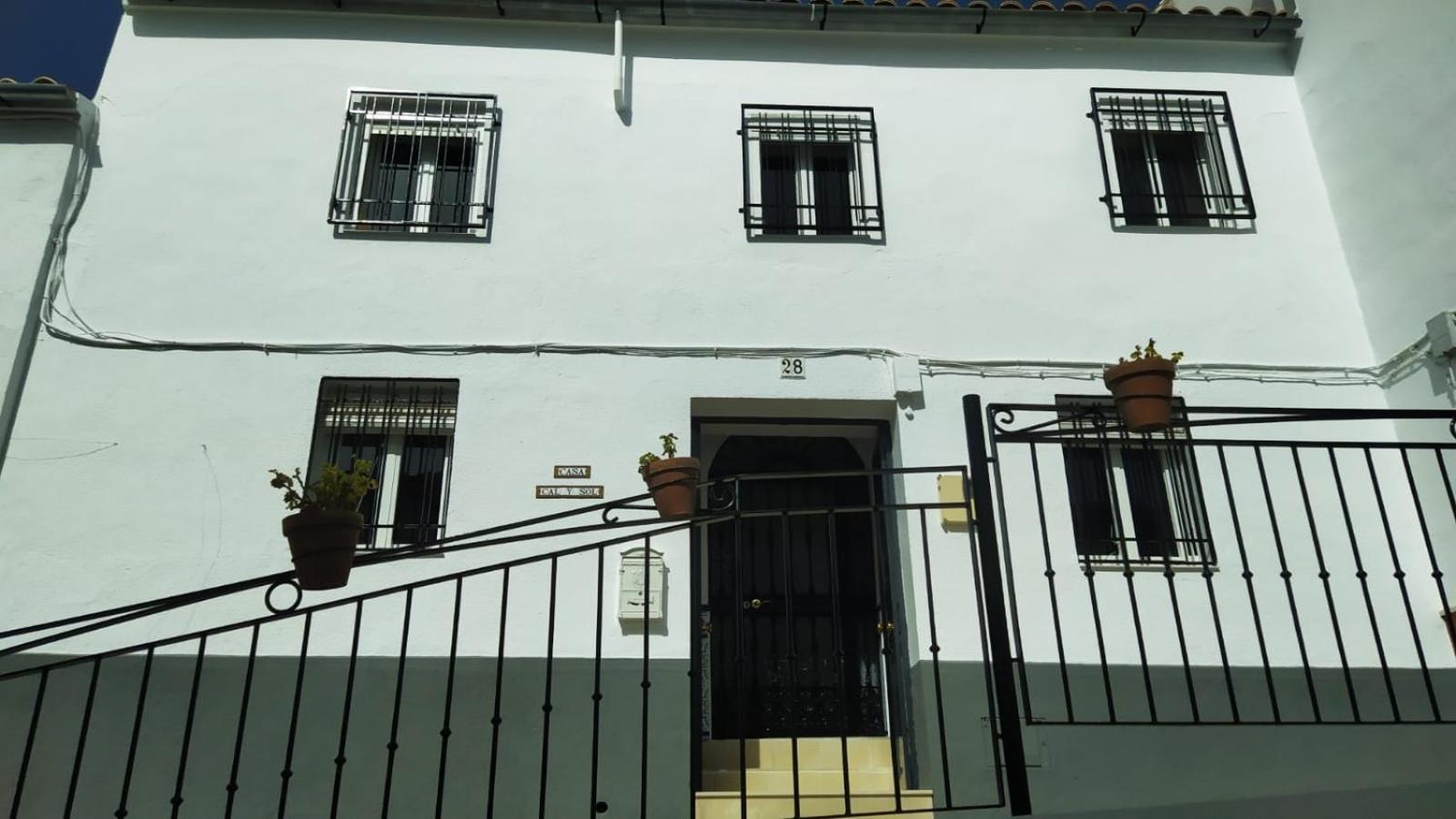 Four-Bedroom House - Photo 25