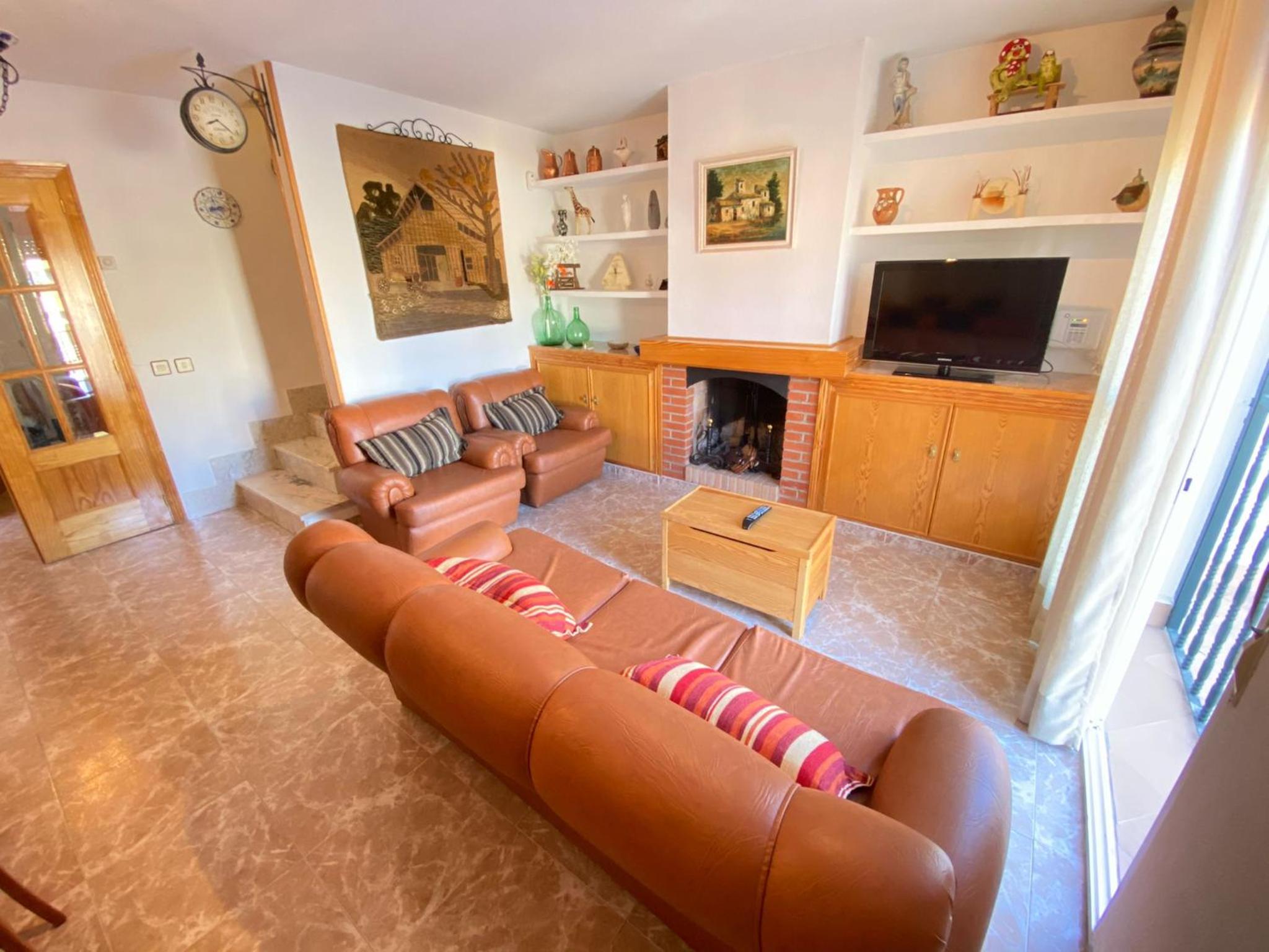Casa adosada de tres habitaciones