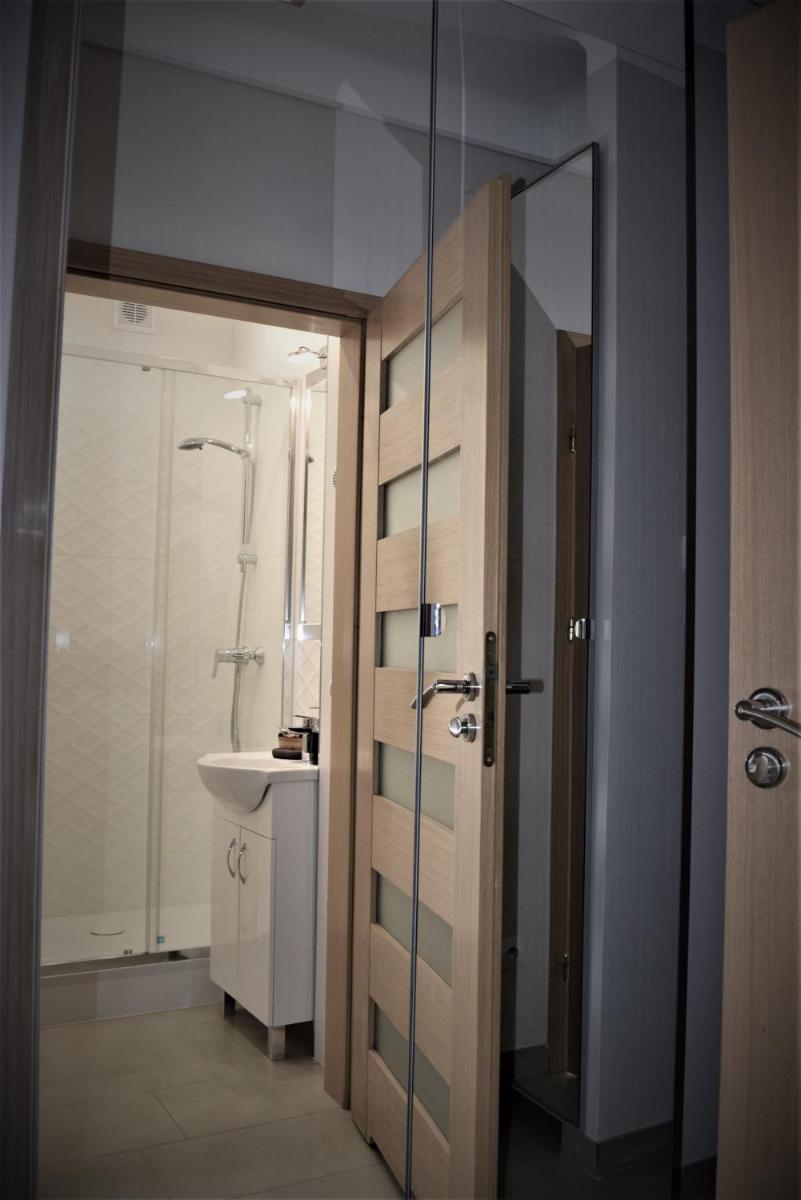 One-Bedroom Apartment - Photo 5