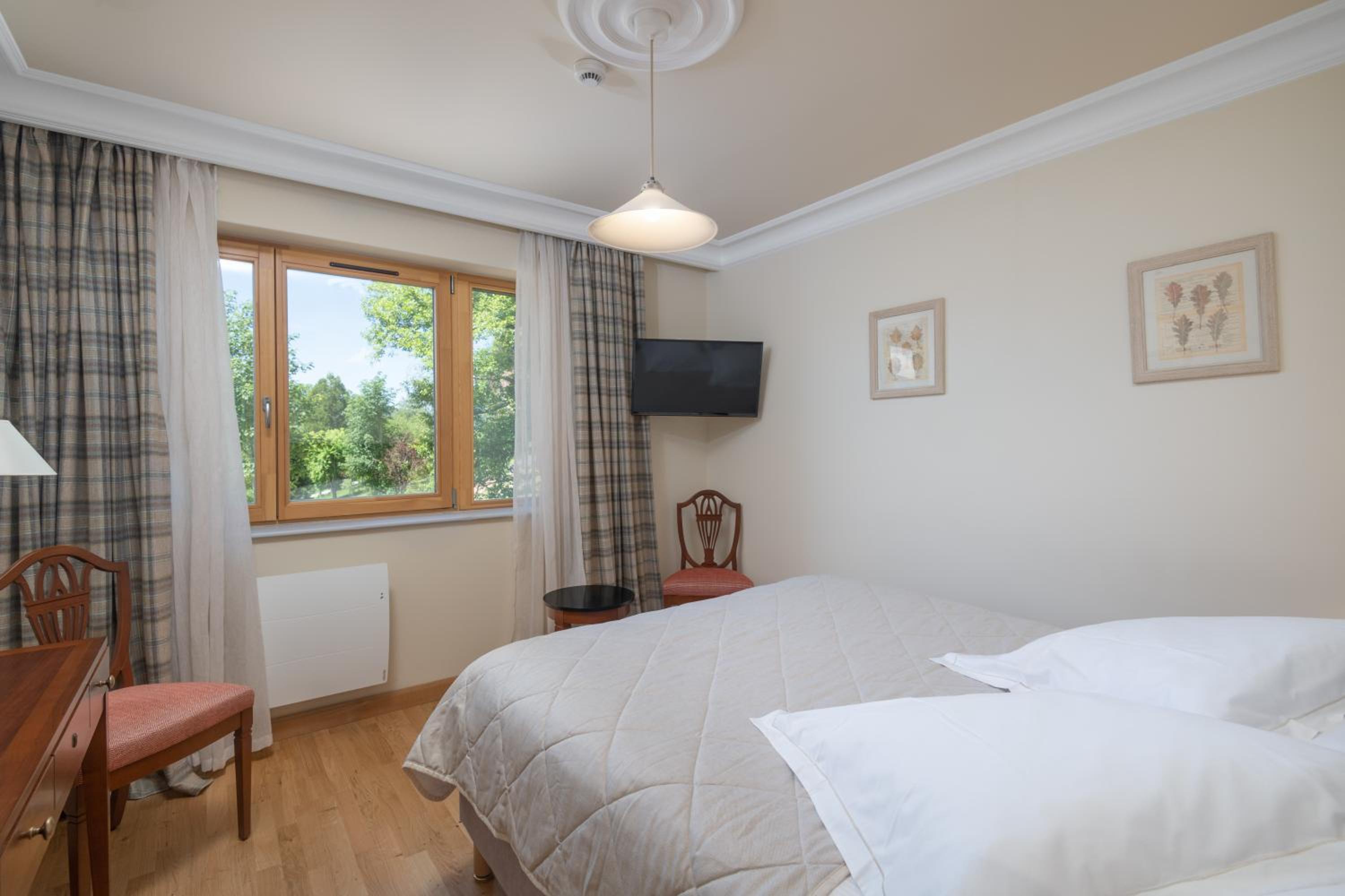 Standard Room with Park/Lake View Grands Bois (Annex) photo 2