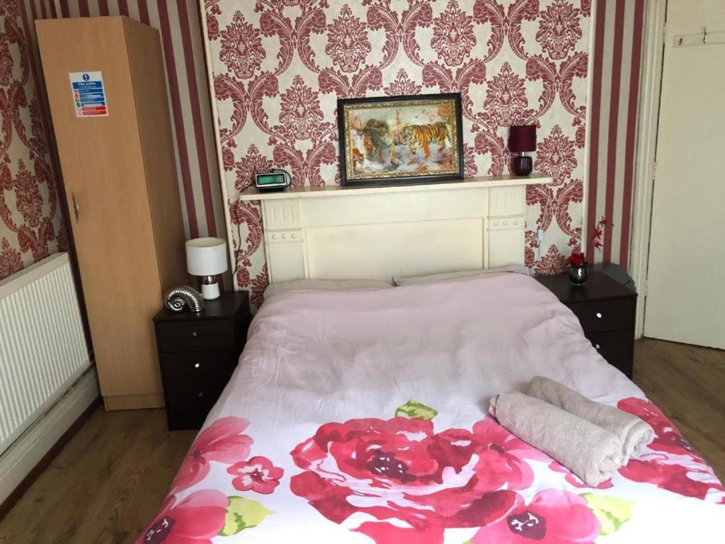 Double Room with Private Bathroom photo 1