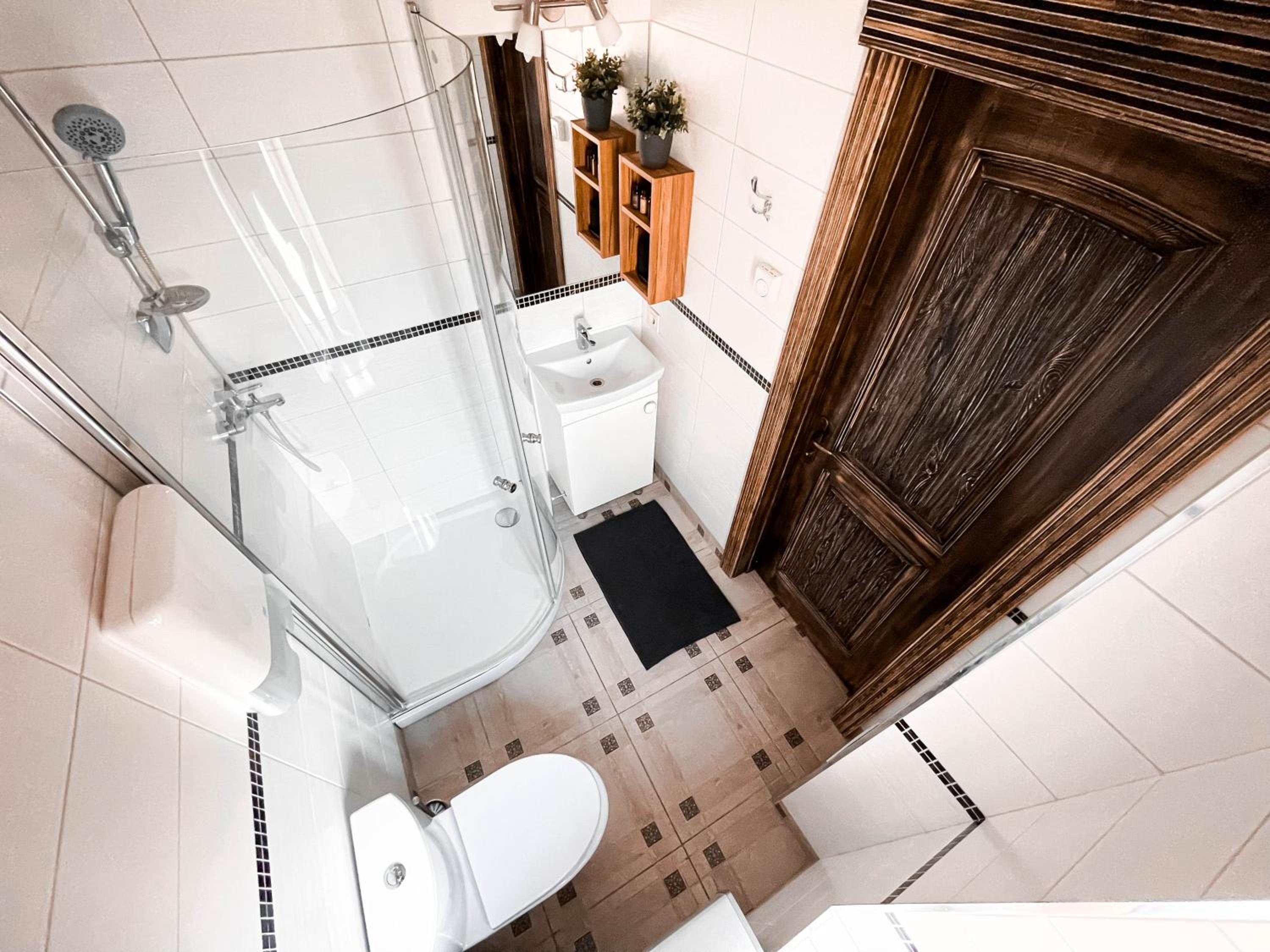 Double Room with Private Bathroom - Photo 5