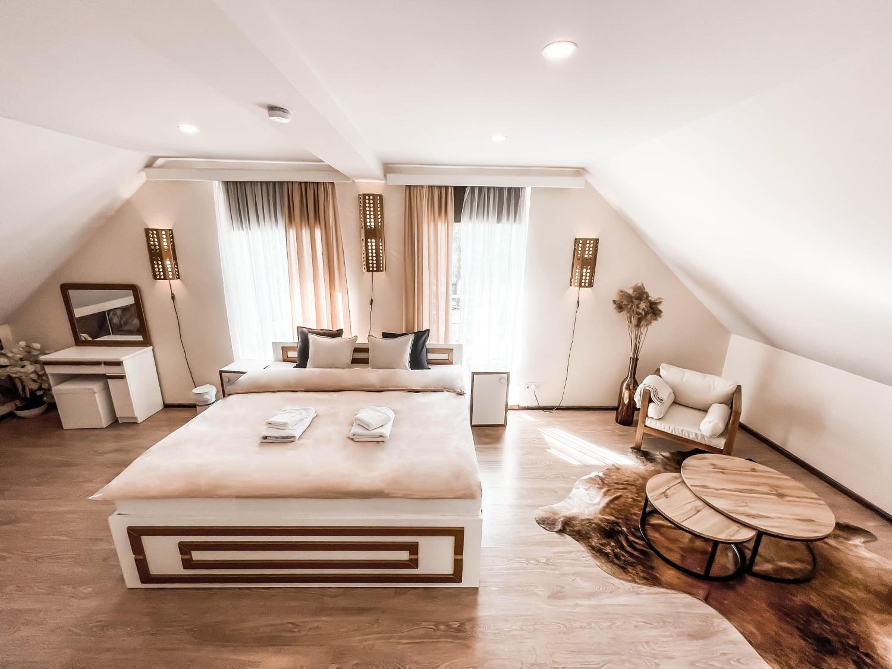 Queen Room - Photo 6