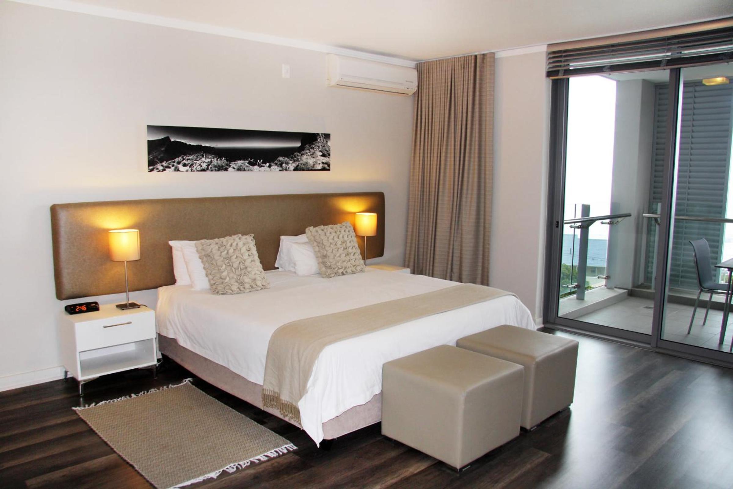 Luxury Two-Bedroom Apartment photo 1