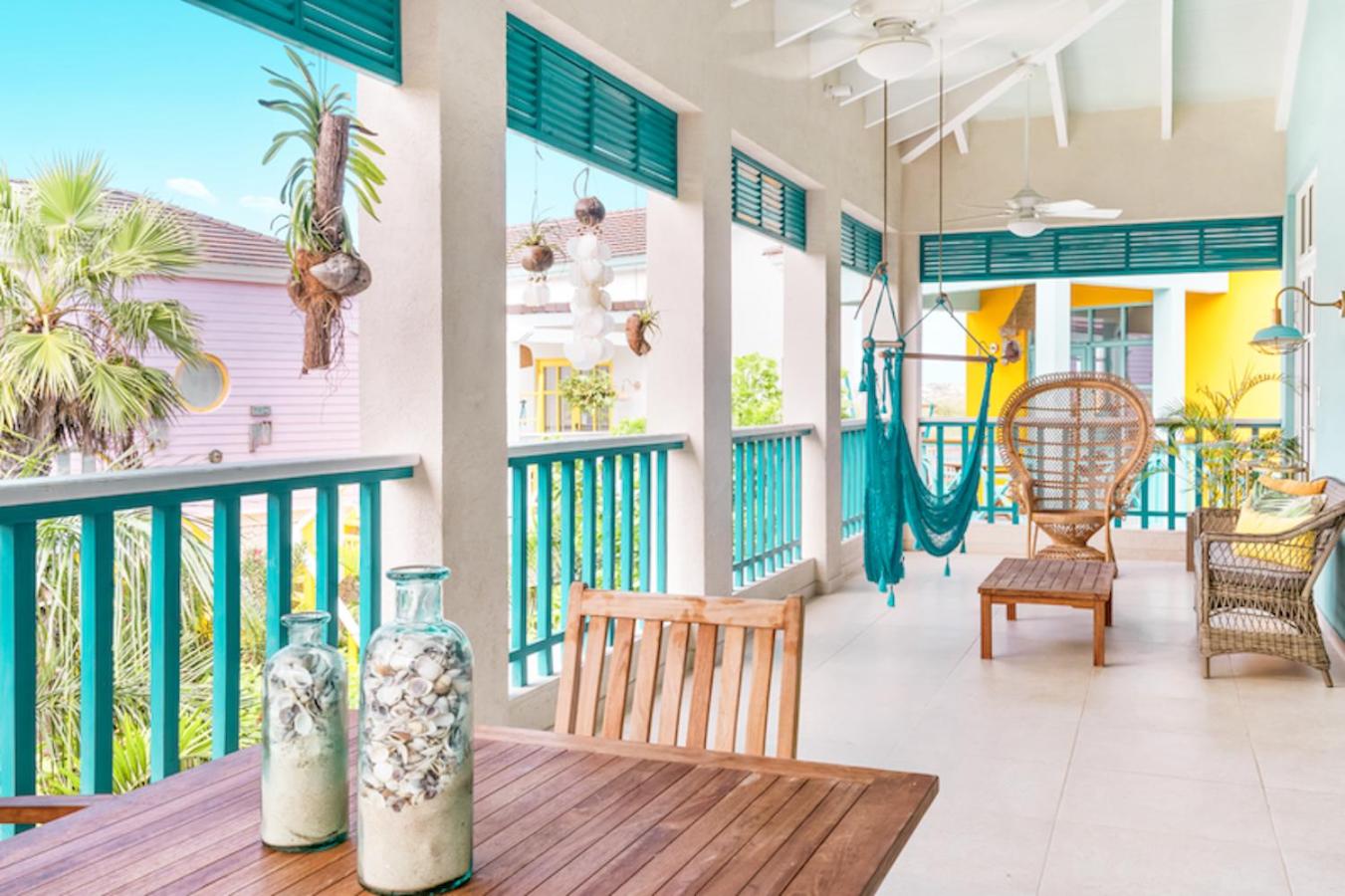 Balcony & Terrace