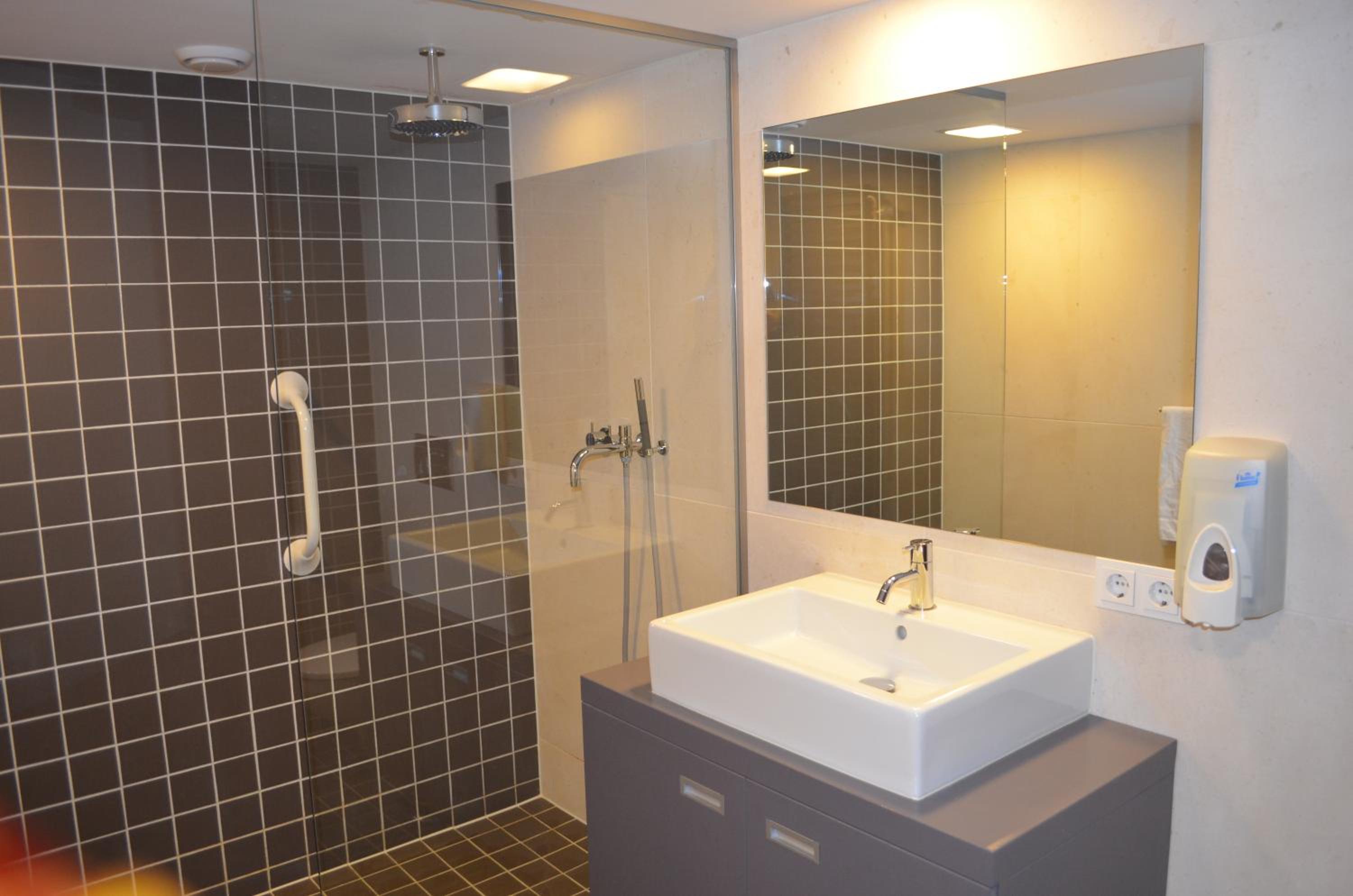Standard Double Room with Shared Bathroom photo 3