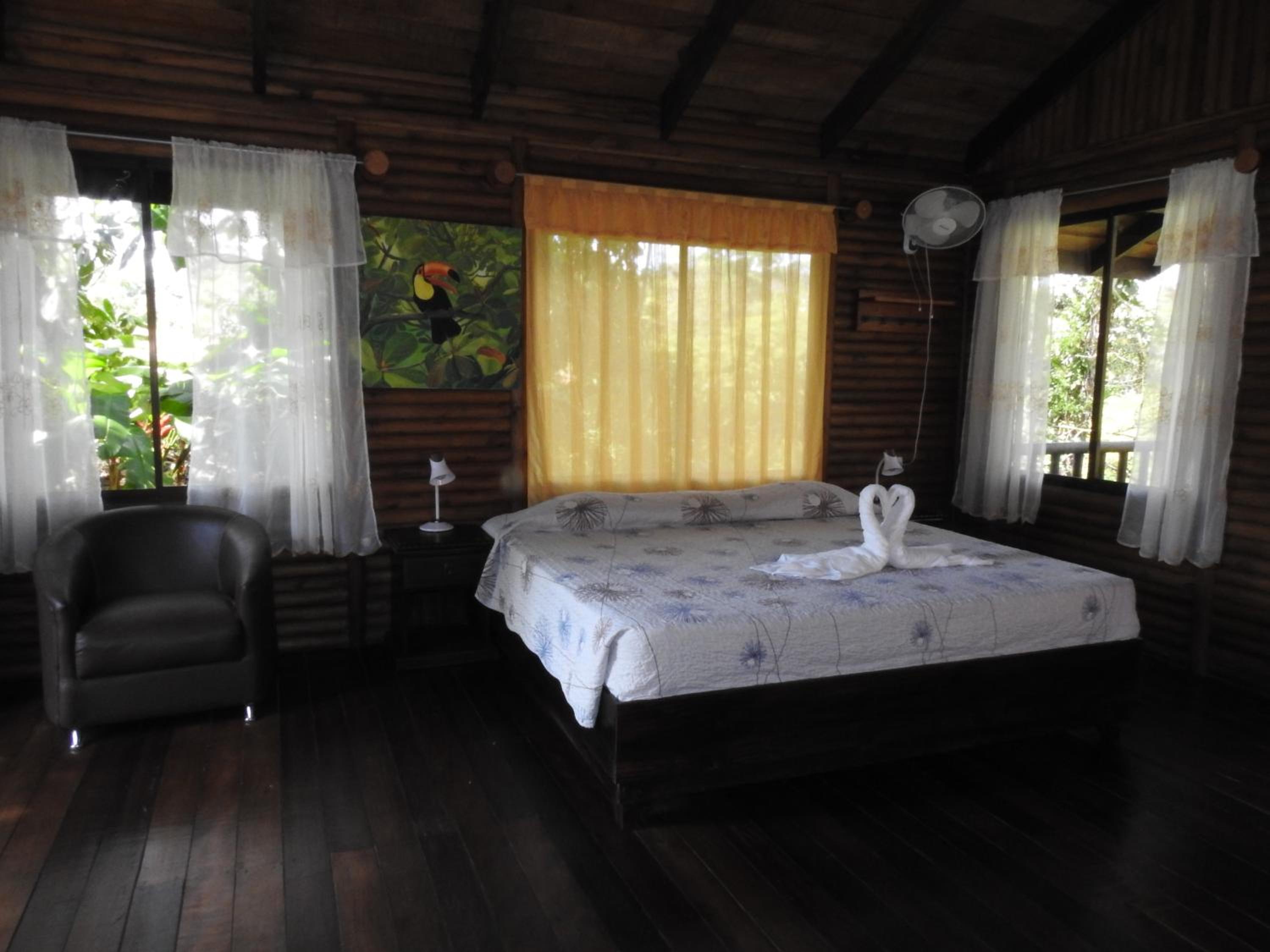 Deluxe Double Room with Balcony photo 2
