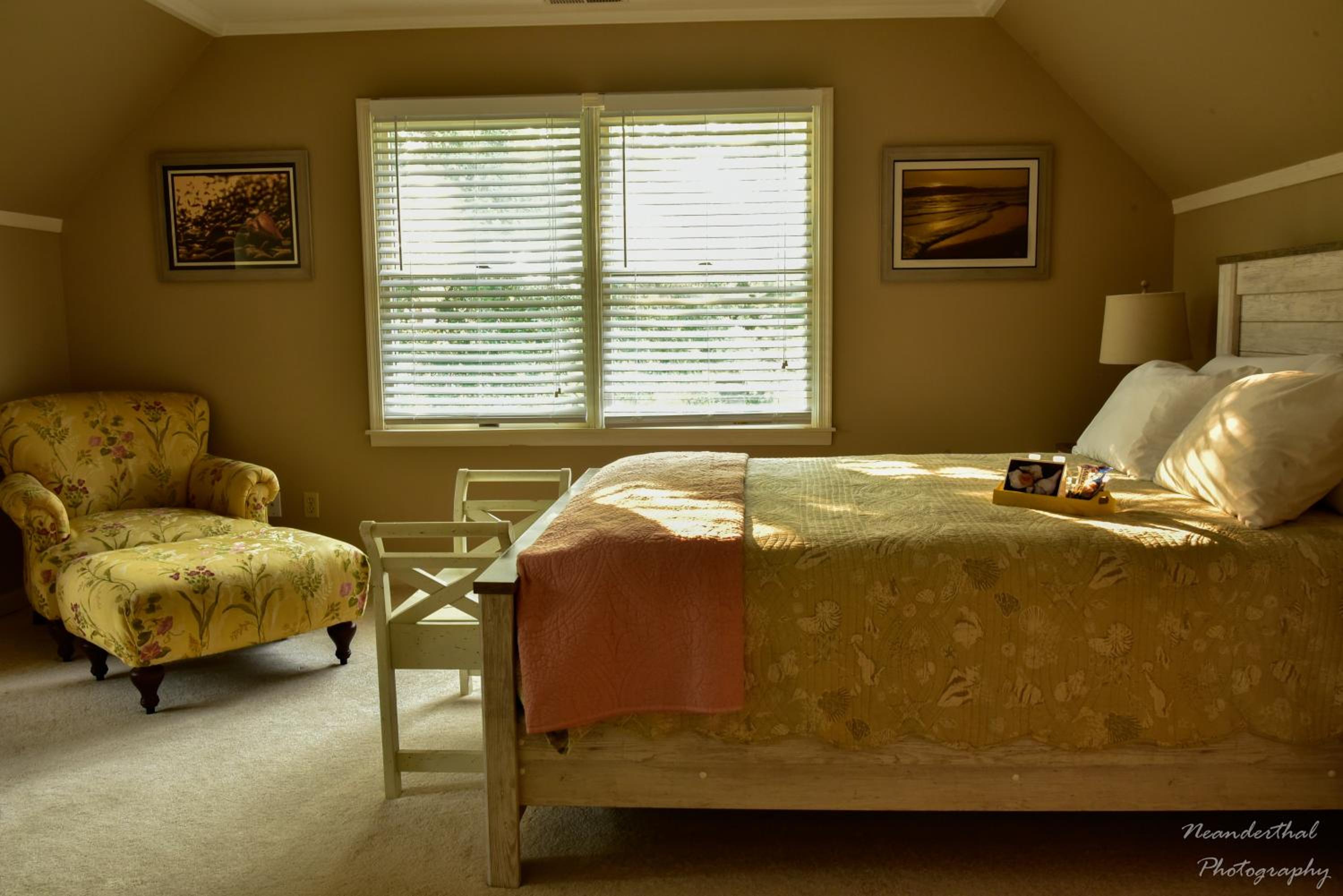 Queen Room - Photo 4