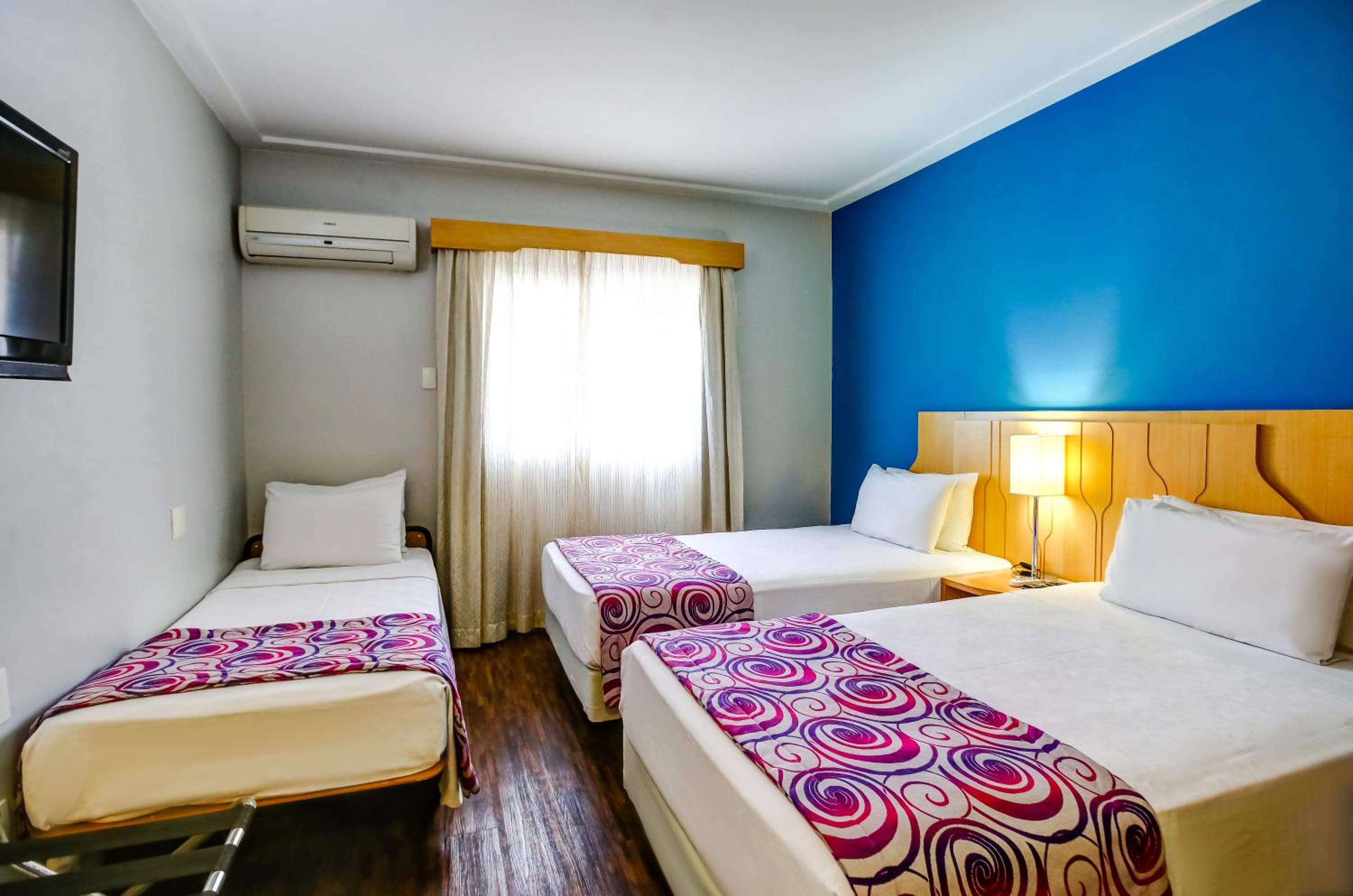 Superior Triple Room photo 2
