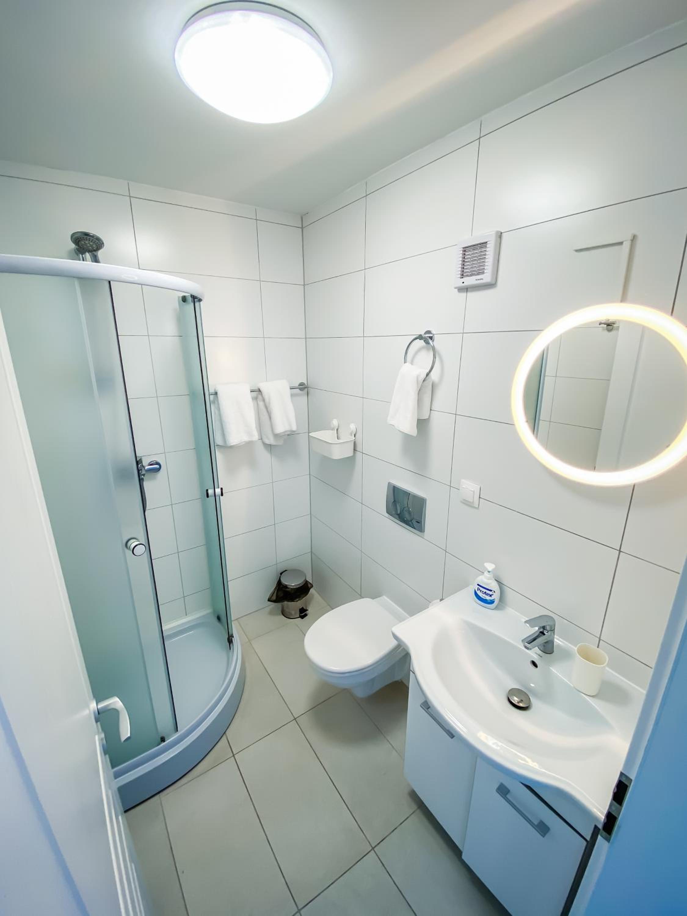Two-Bedroom Apartment - Photo 15