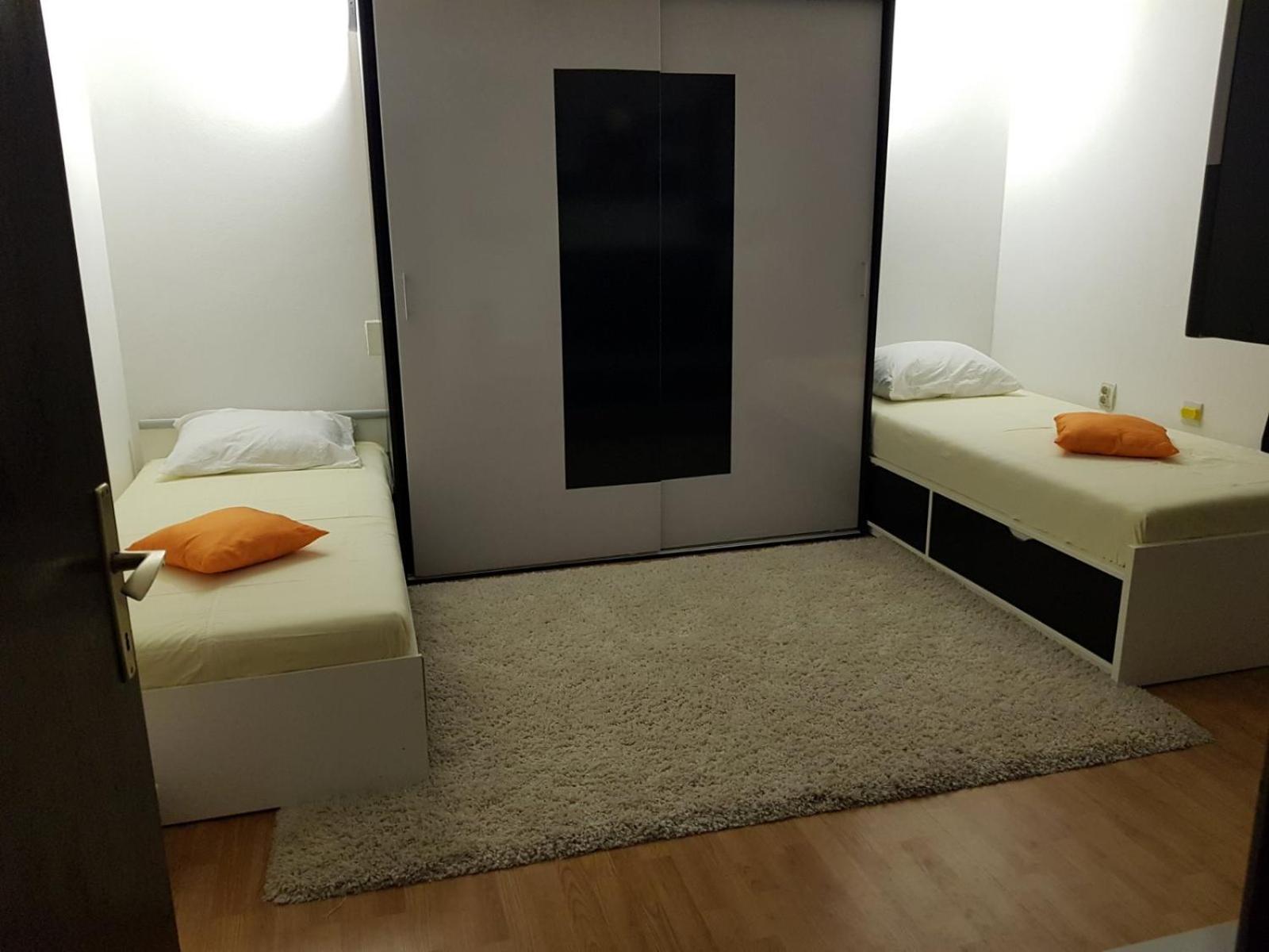 One-Bedroom Apartment photo 3