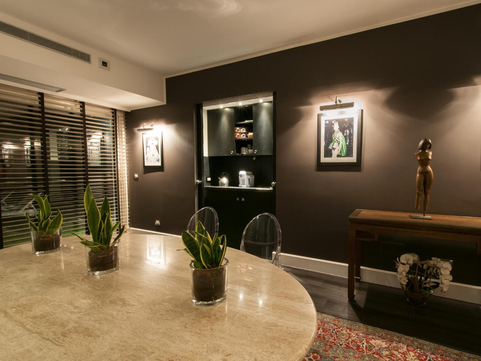 Penthouse Suite with Balcony - Photo 30